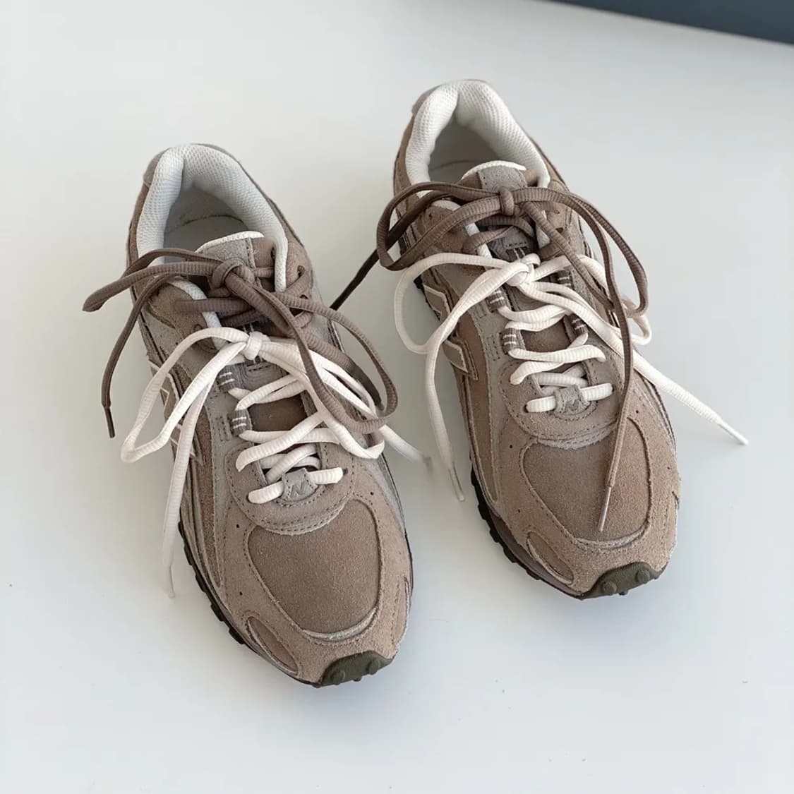 뉴발란스 U204LMMA (MUSHROOM) 250 사이즈 판매합니다. 상품이미지4