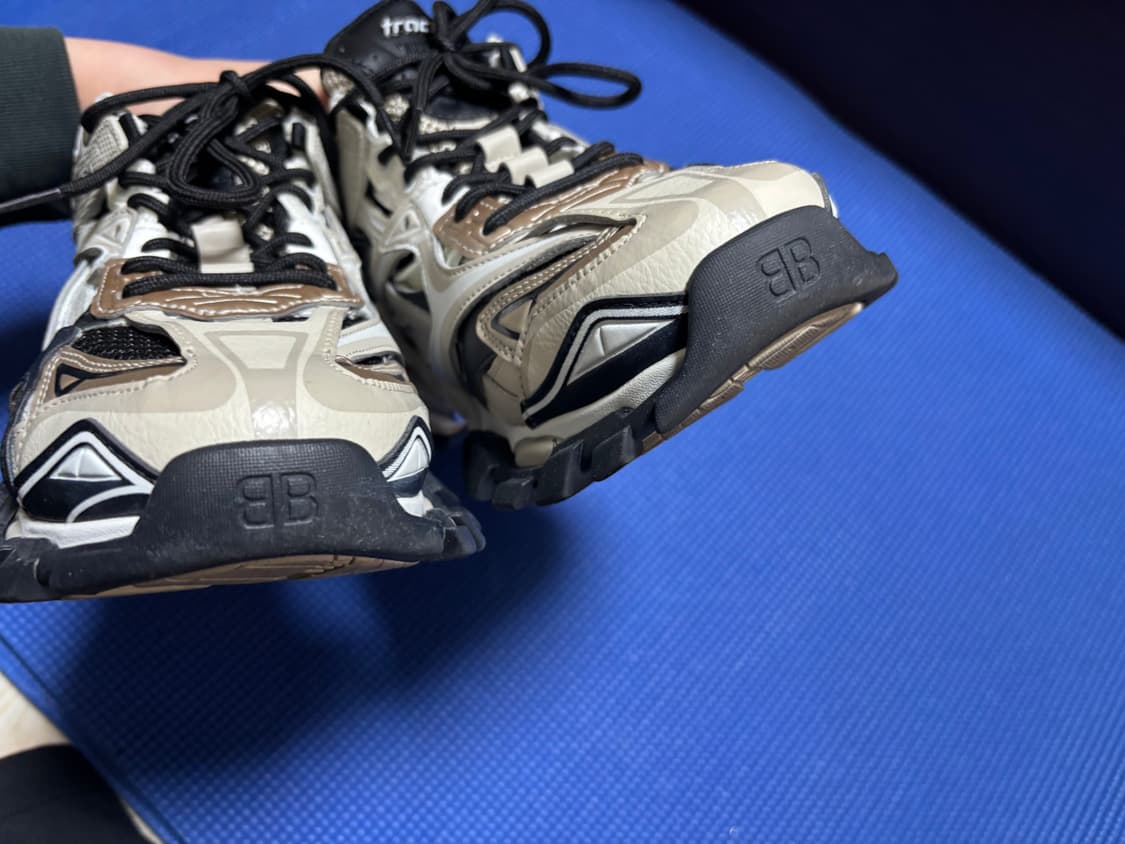 발렌시아가 트랙2 베이지 블랙 43 상품이미지10