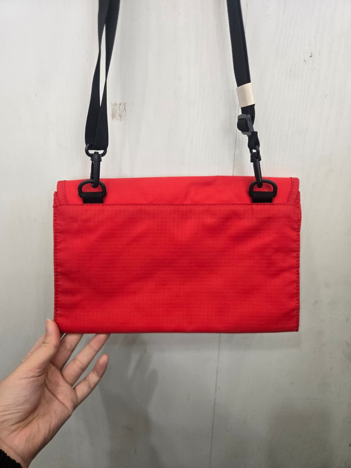 새상품,남녀공용 )) 디스커버리 크로스백! 색상 짱 이뻐요~ 상품이미지3