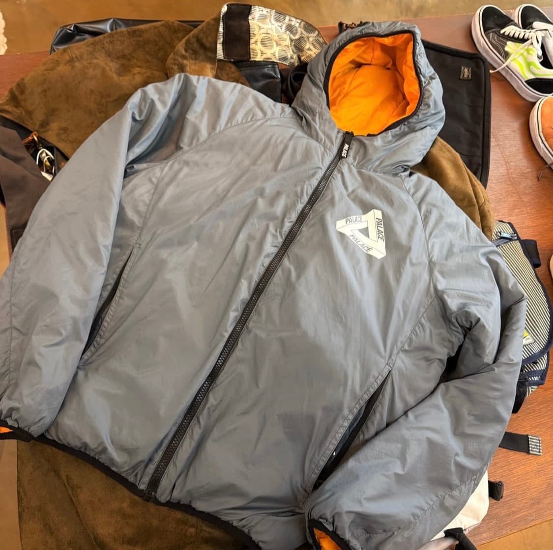 16fw 팔라스 리버서블 신슐레이터 라이너 경량패딩 상품이미지1