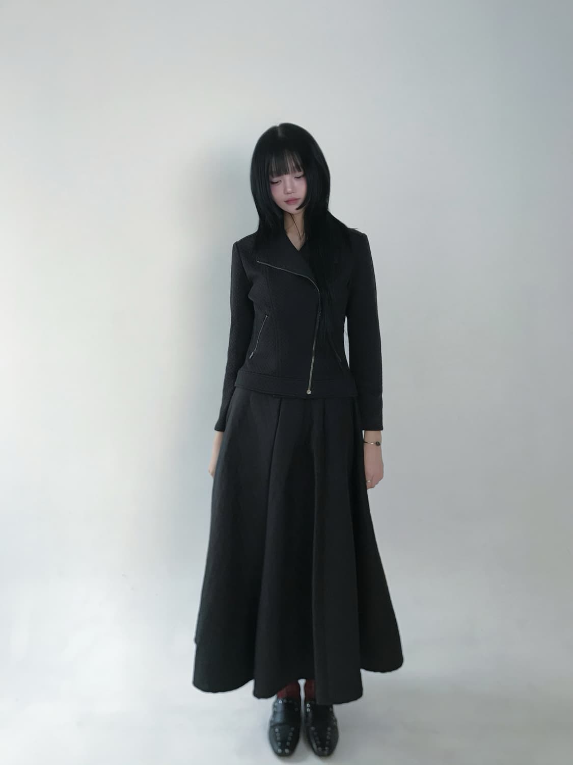 Embossed padded long flare maxi skirt 상품이미지10