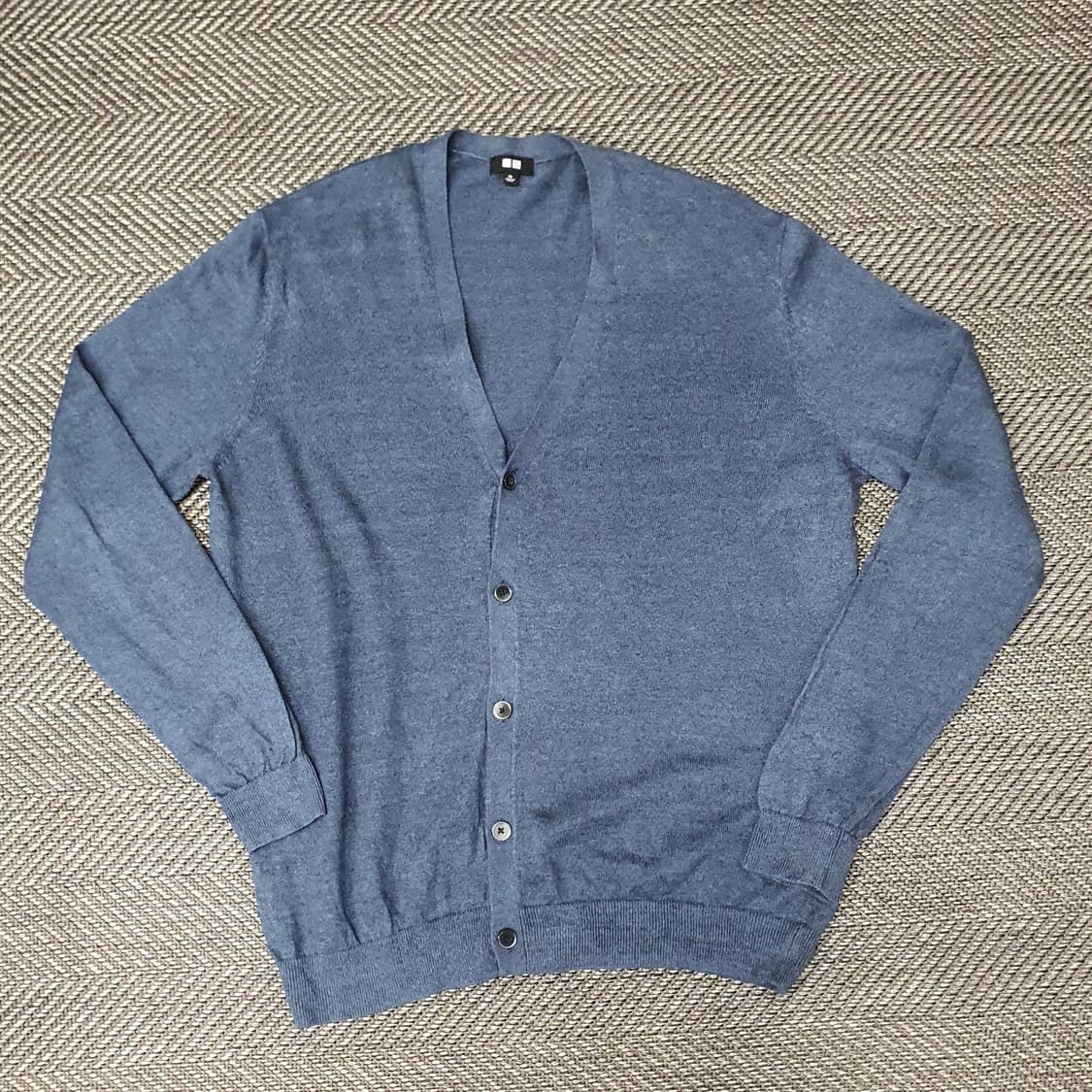 유니클로 린넨 브이넥 가디건 남자105 상품이미지1