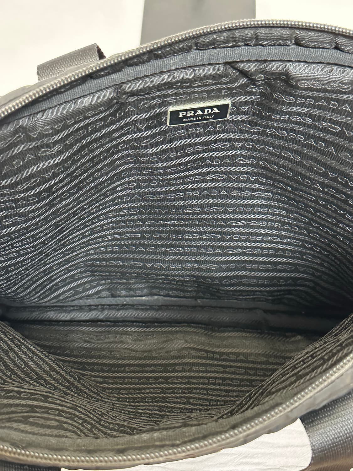 프라다 서류가방 나일론 남성용 토트백  상품이미지9