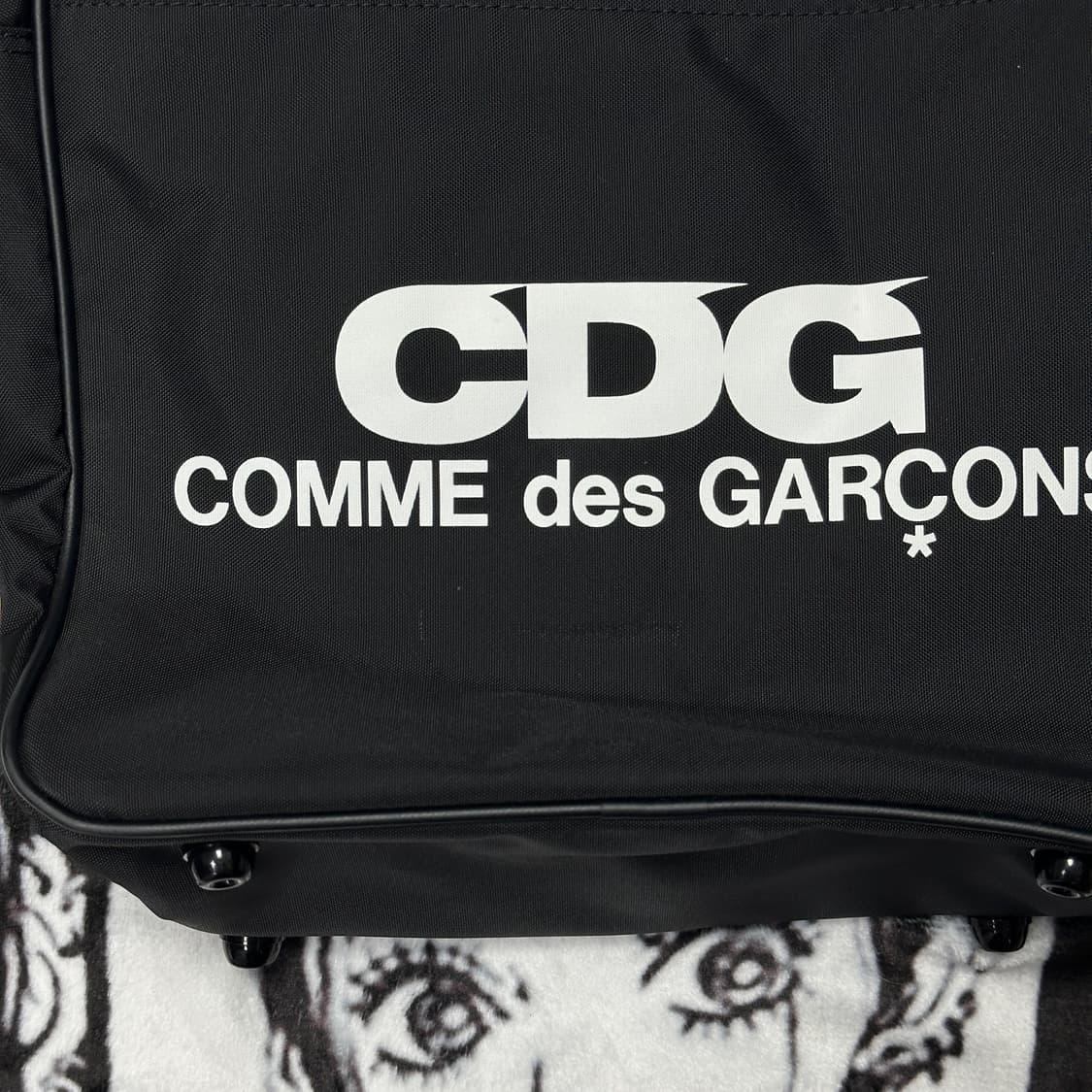 CDG 꼼데가르송 크로스백 상품이미지5