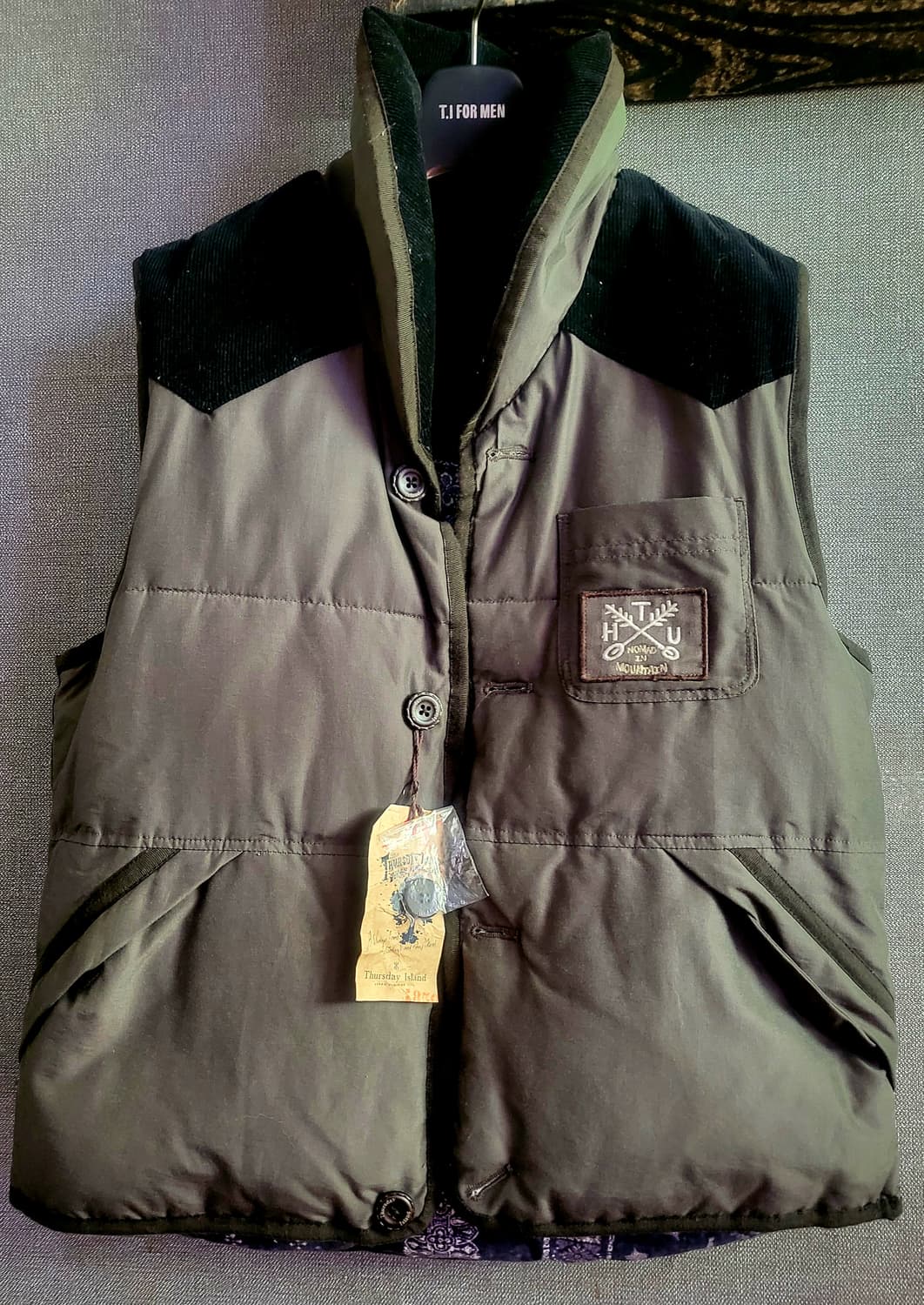 [택달린 새상품]Thursday Island 양면 겨울 누빔 베스트 조끼 상품이미지2