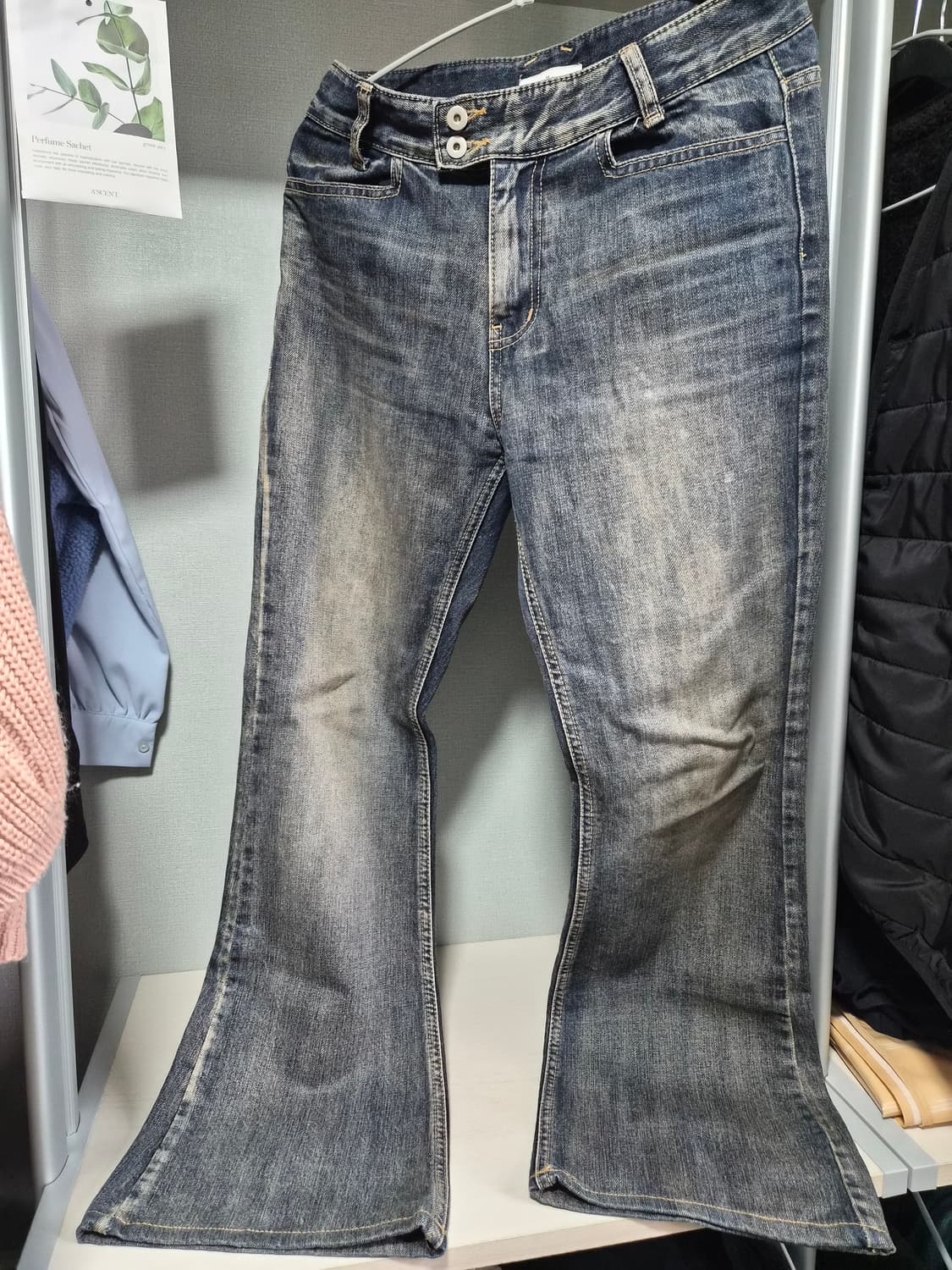 애즈온 X detailed jeans 장원영 바지 M사이즈 상품이미지3