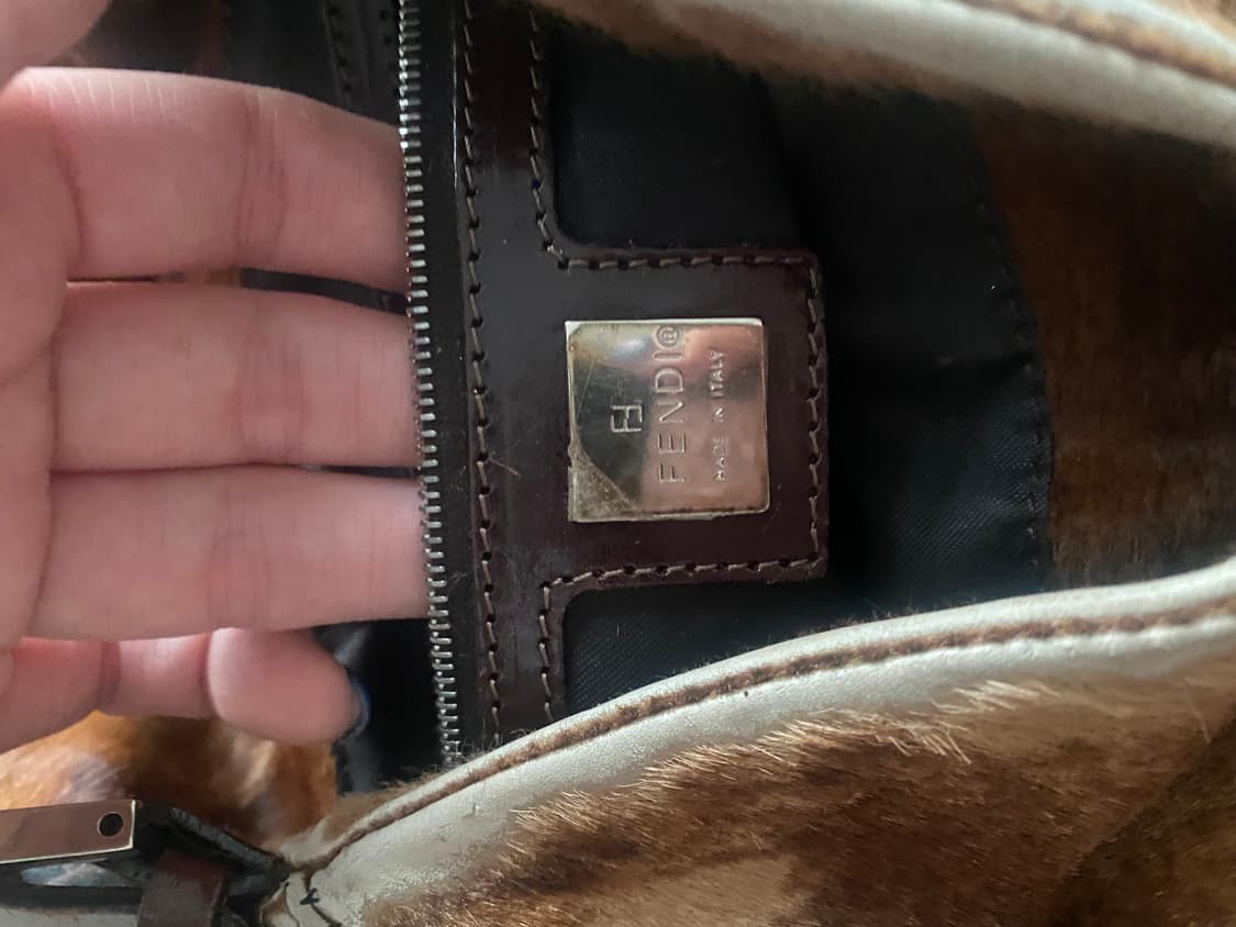 펜디 송치 숄더백 상품이미지7