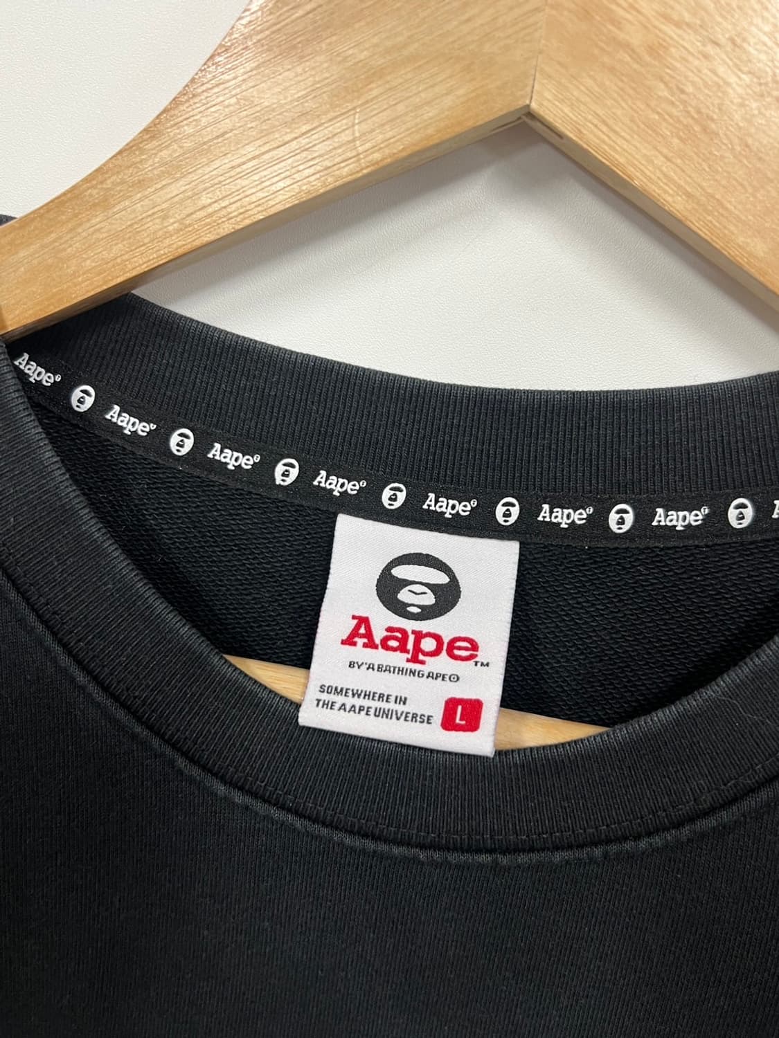 에이프 베이프 카모플라쥬 빅로고 프린팅 맨투맨  상품이미지5