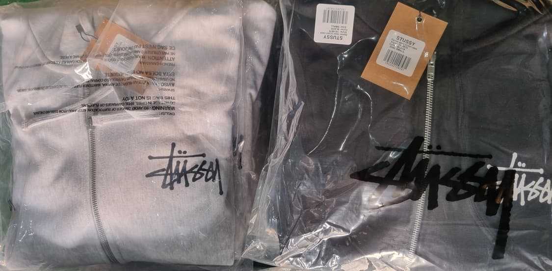 스투시 집업 기모티 새상품 블랙/그레이 상품이미지3