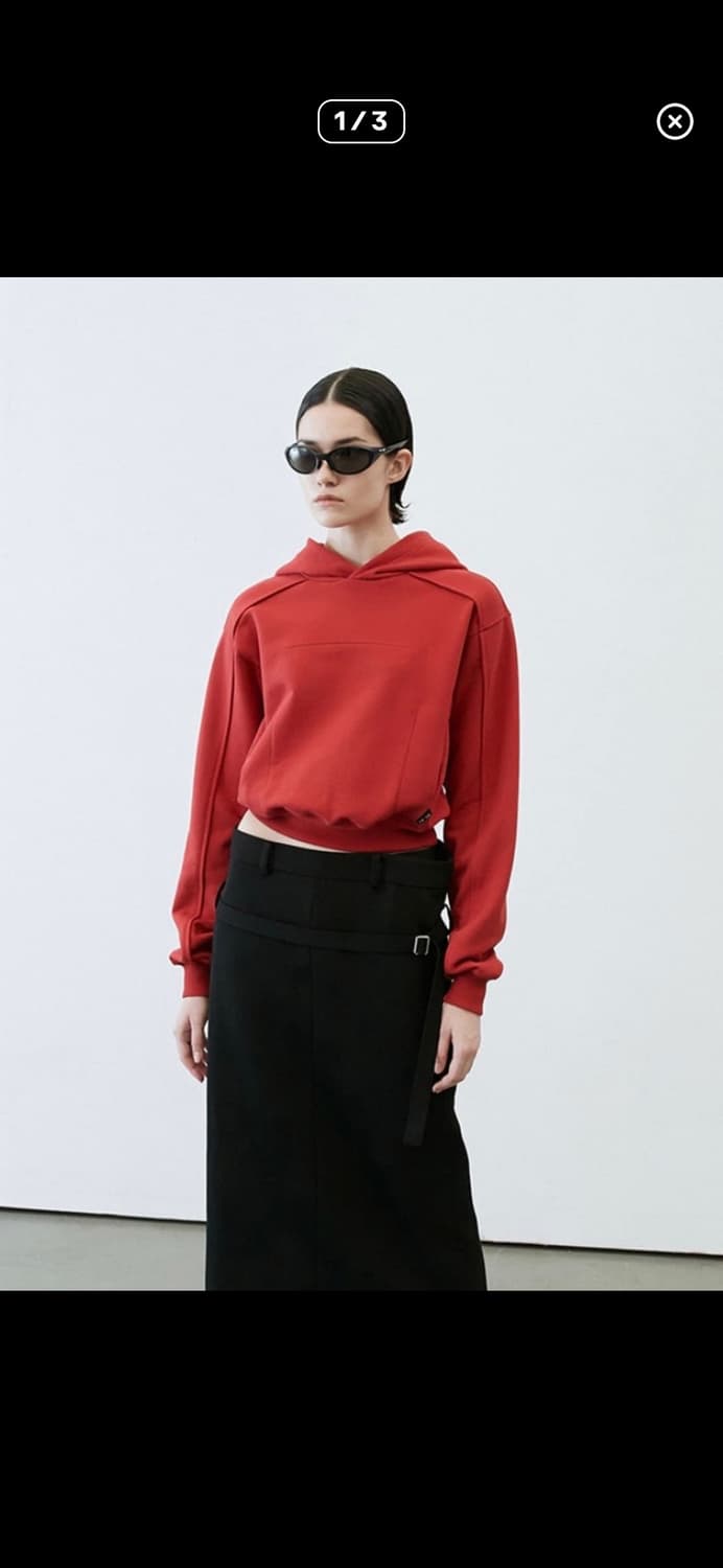 LCDC 크롭 레드 후드티 상품이미지1