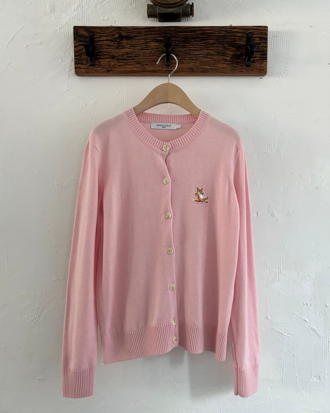 MaisonKitsune 메종키츠네 폭스패치 베이비핑크 우먼 유넥 가디건 상품이미지2