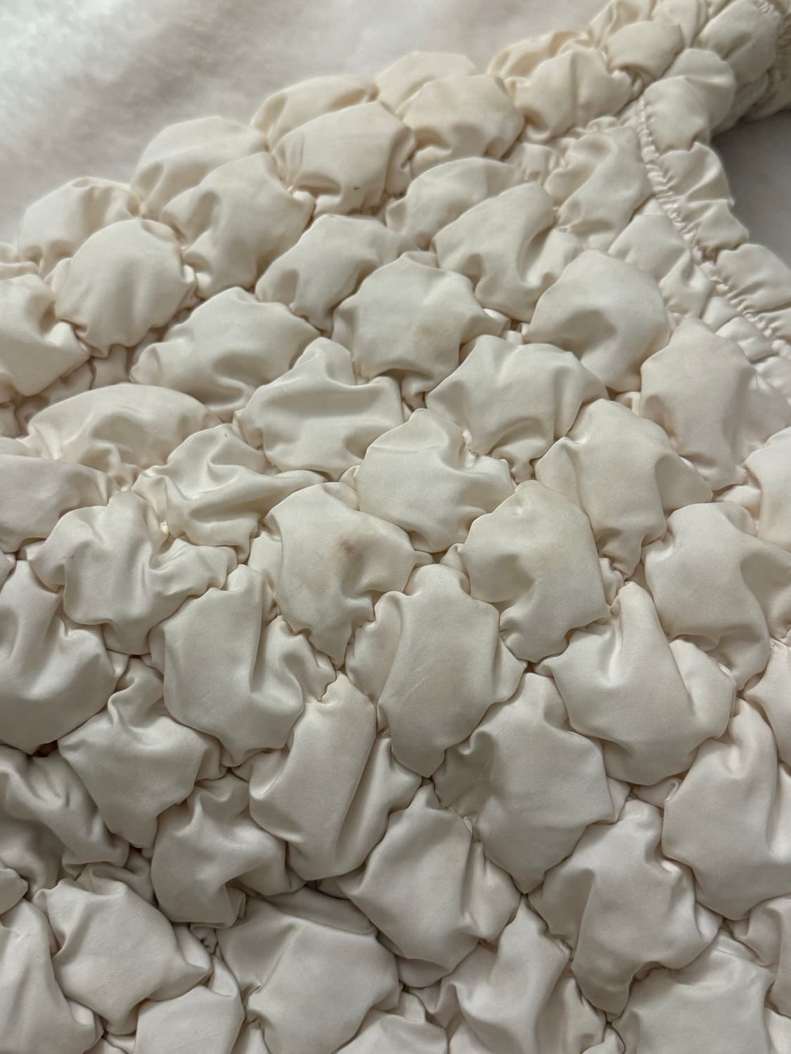 COS 오버사이즈 퀄티드 백 구름백  상품이미지3