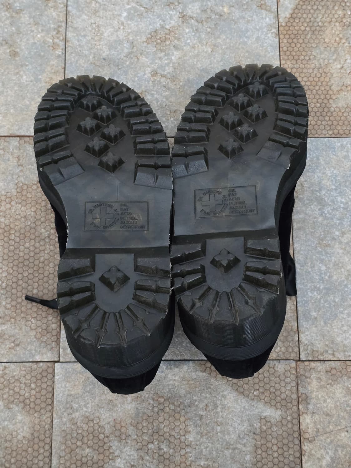 (230)닥터마틴 홀리 블랙 벨벳 플랫폼 구두 상품이미지8