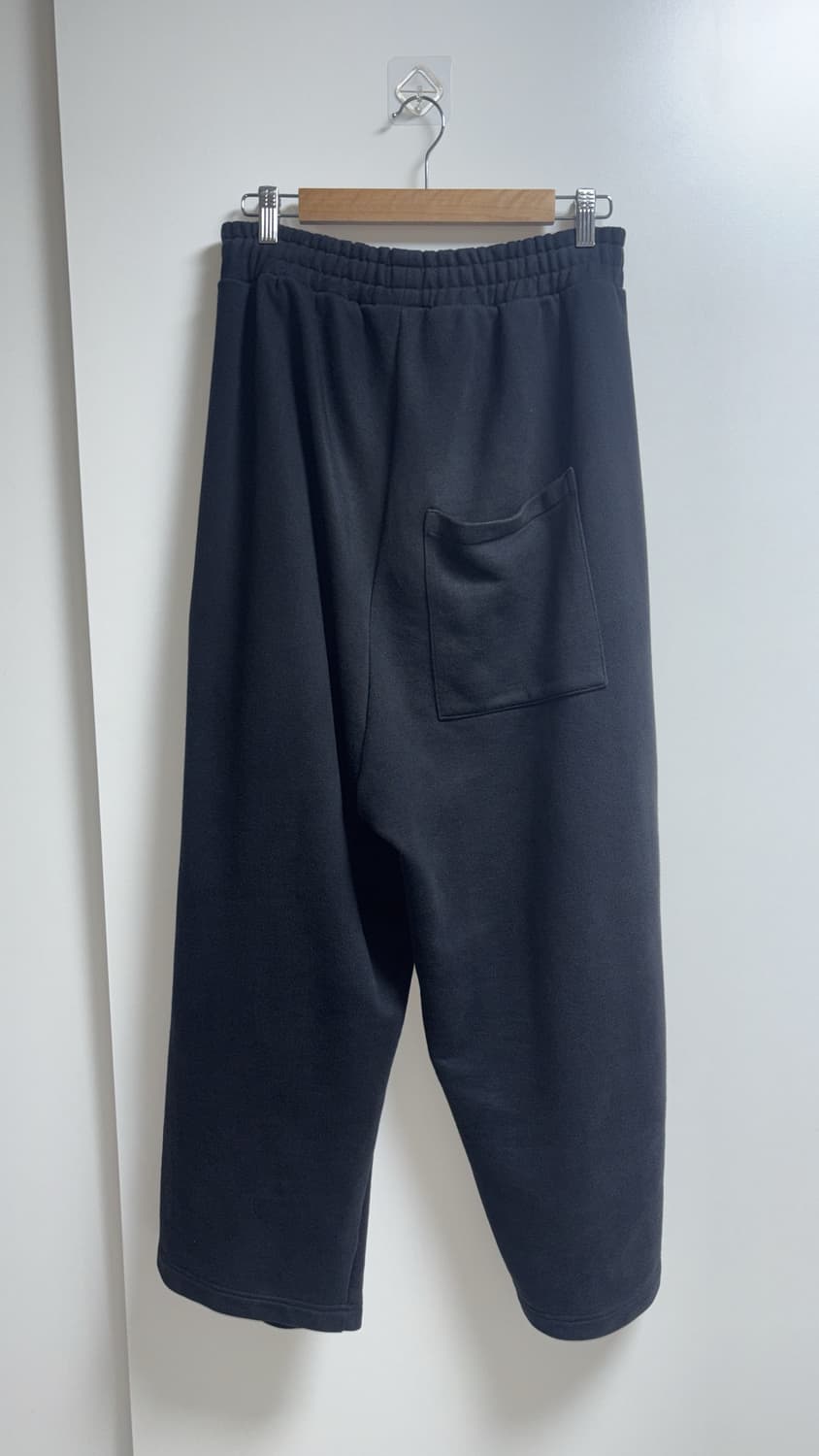 베트멍 엠브로이드 배기핏 스웻팬츠 xs사이즈 상품이미지3