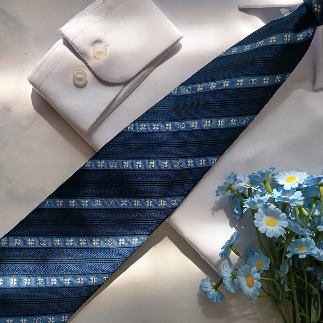 샤넬 실크 블루 자카드 로고 패턴 넥타이 9.5cm A~B등급 E849
 상품이미지4