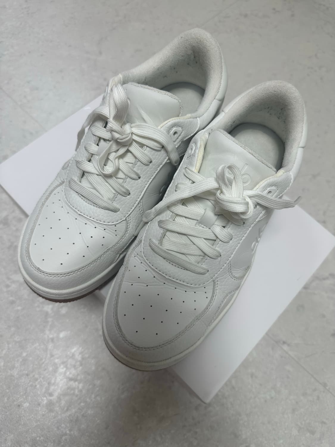 alo 리커버리 스니커즈 상품이미지3