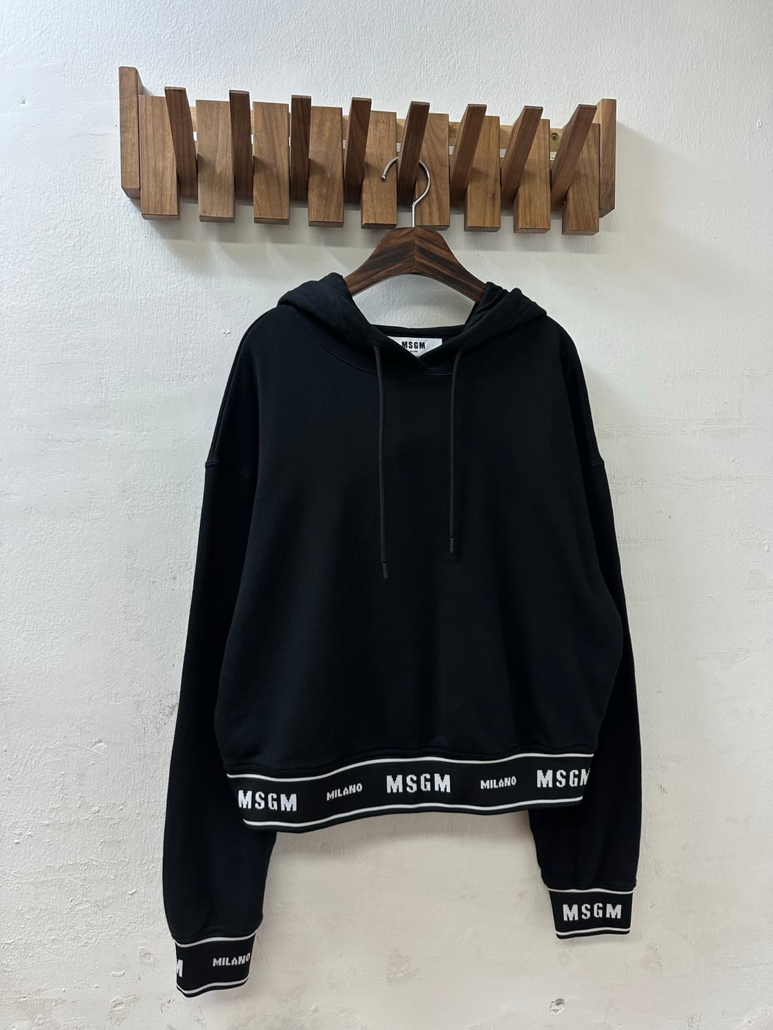 MSGM Milano 엠에스지엠 로고 밴딩 후드티 스웻셔츠 블랙 상품이미지3