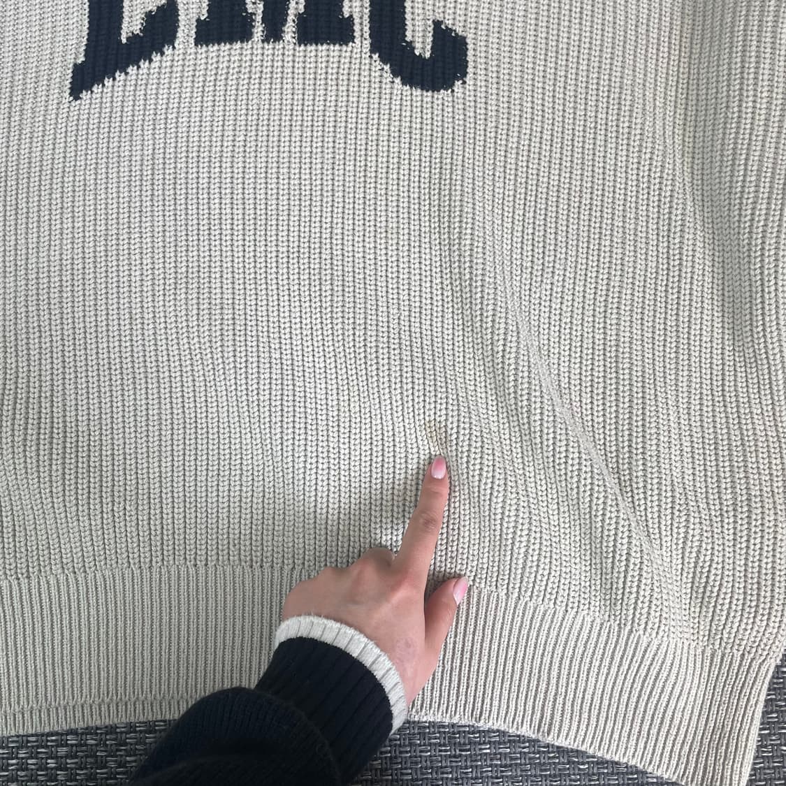 LMC 베이지 빅로고 와플 니트 상품이미지7