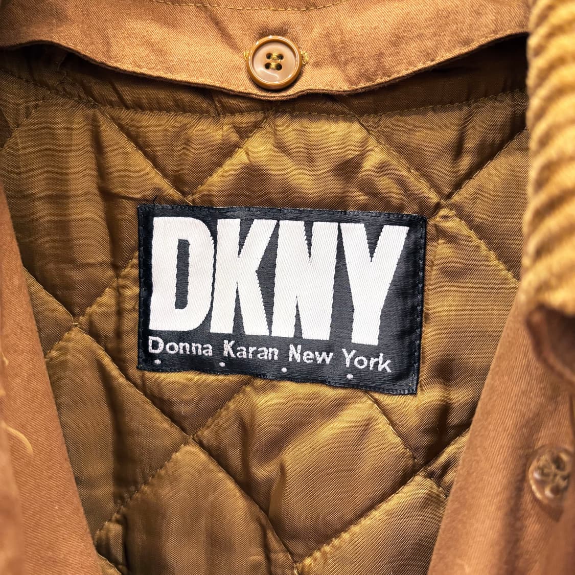 도나카란 뉴욕 블레이저 코트 싱글 브레스티드 노치드 라펠 디테일 브라운 상품이미지8