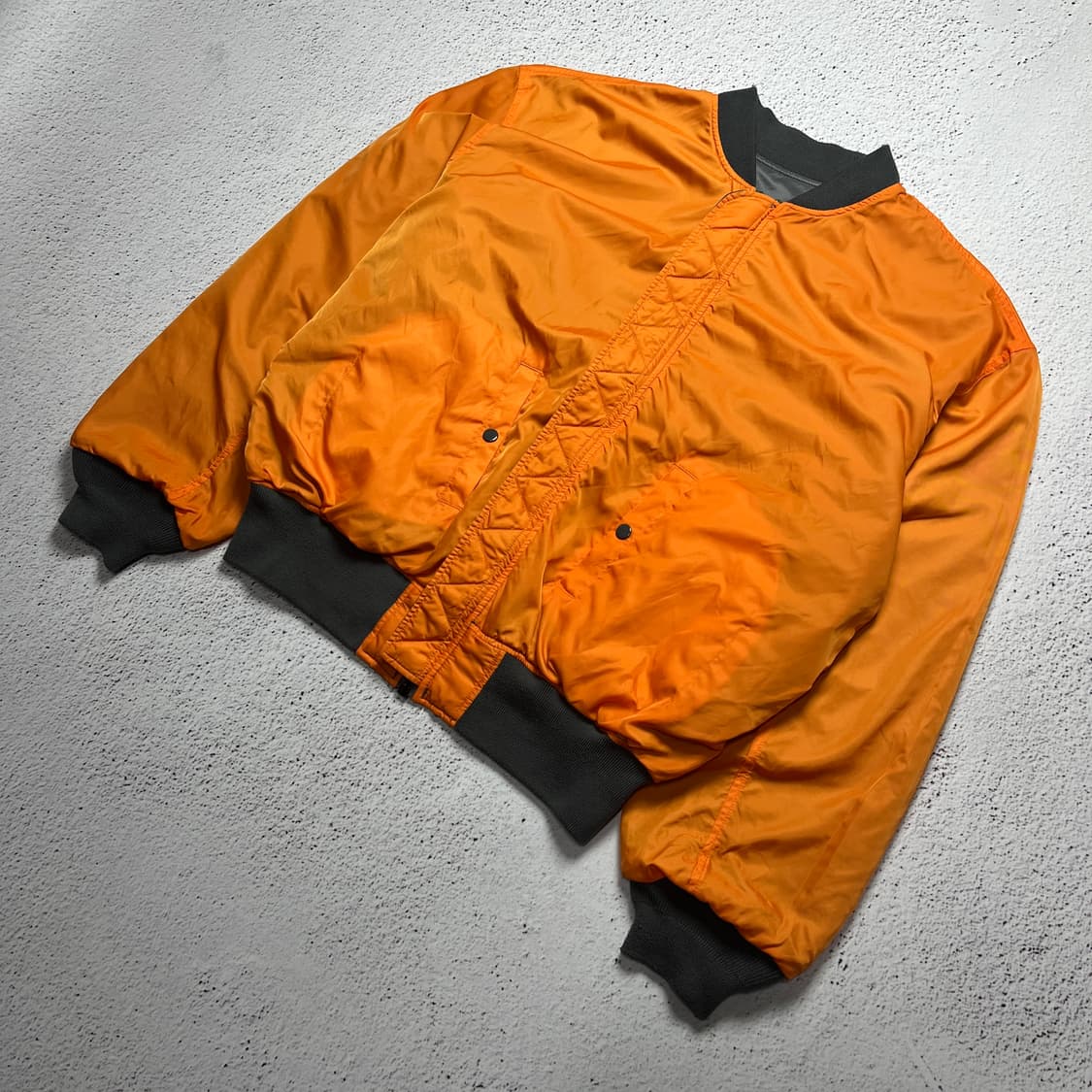 Alpha Industries MA-1 Flight Jacket 상품이미지8