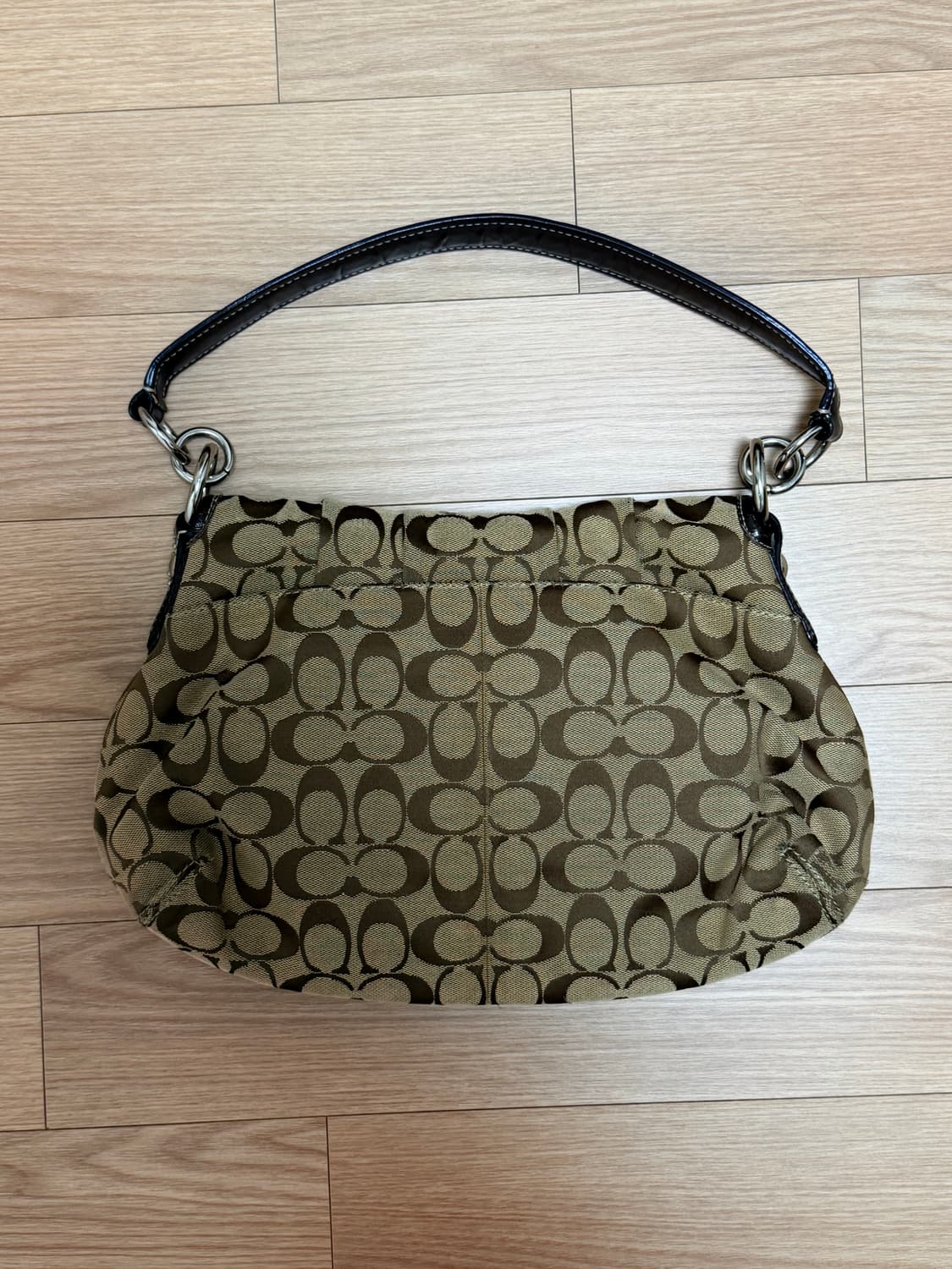 코치 숄더백 상품이미지3