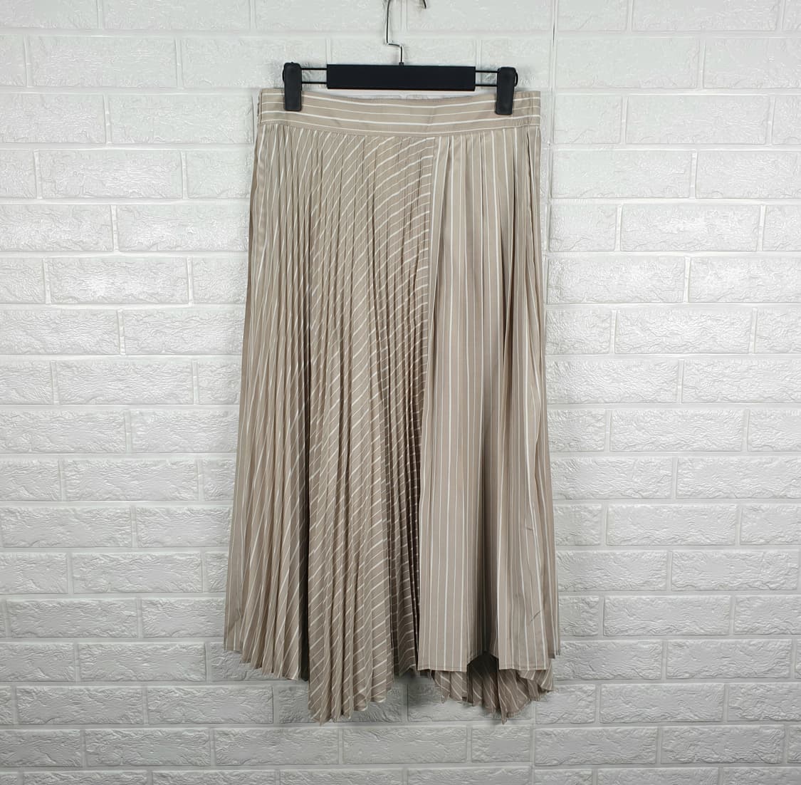 [28]질스튜어트 스트라이프 플리츠 스커트 상품이미지3