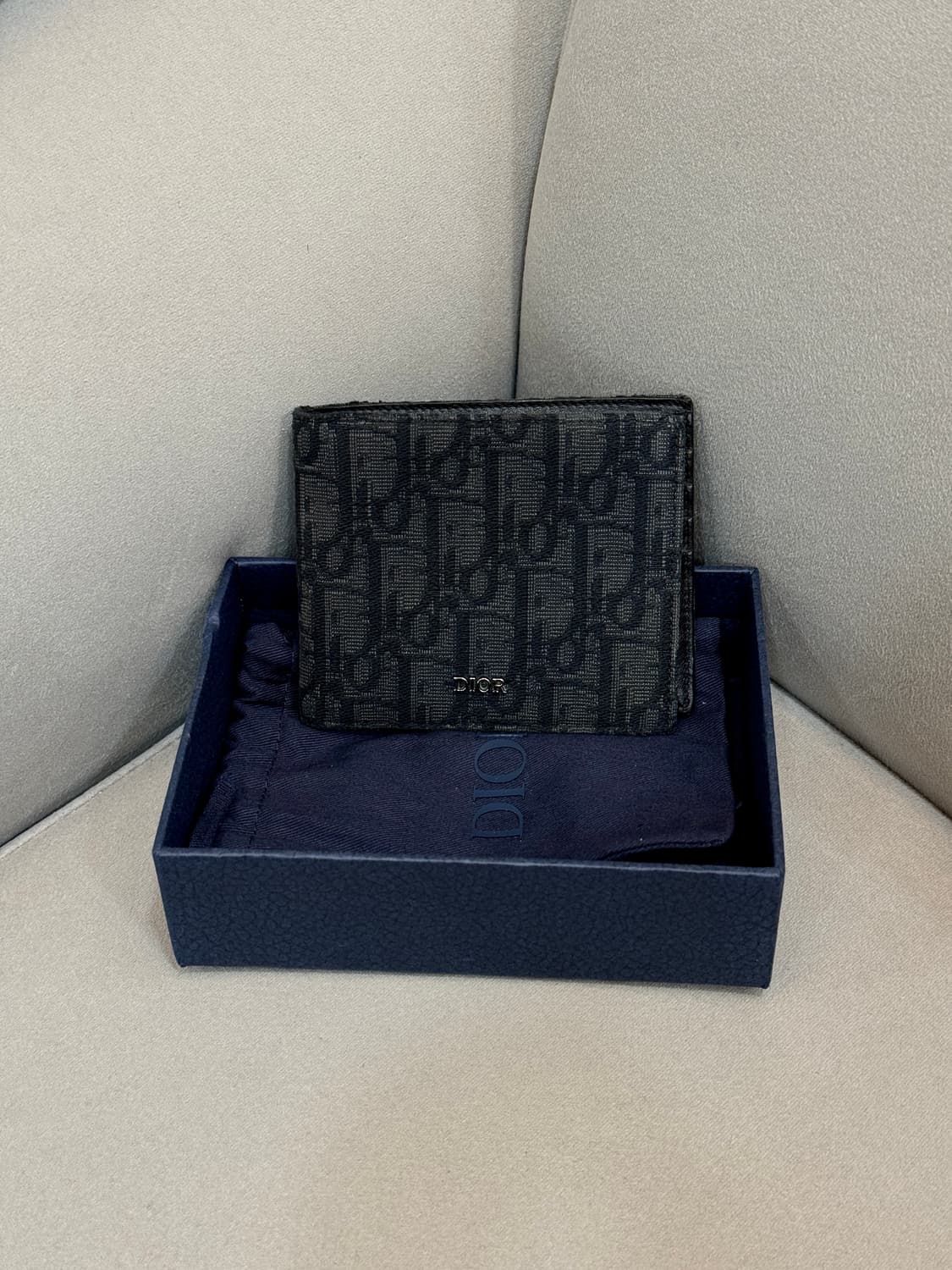 디올 오블리크 반지갑  상품이미지1