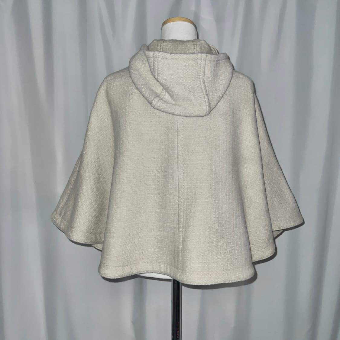 ivory hooded cape 상품이미지6