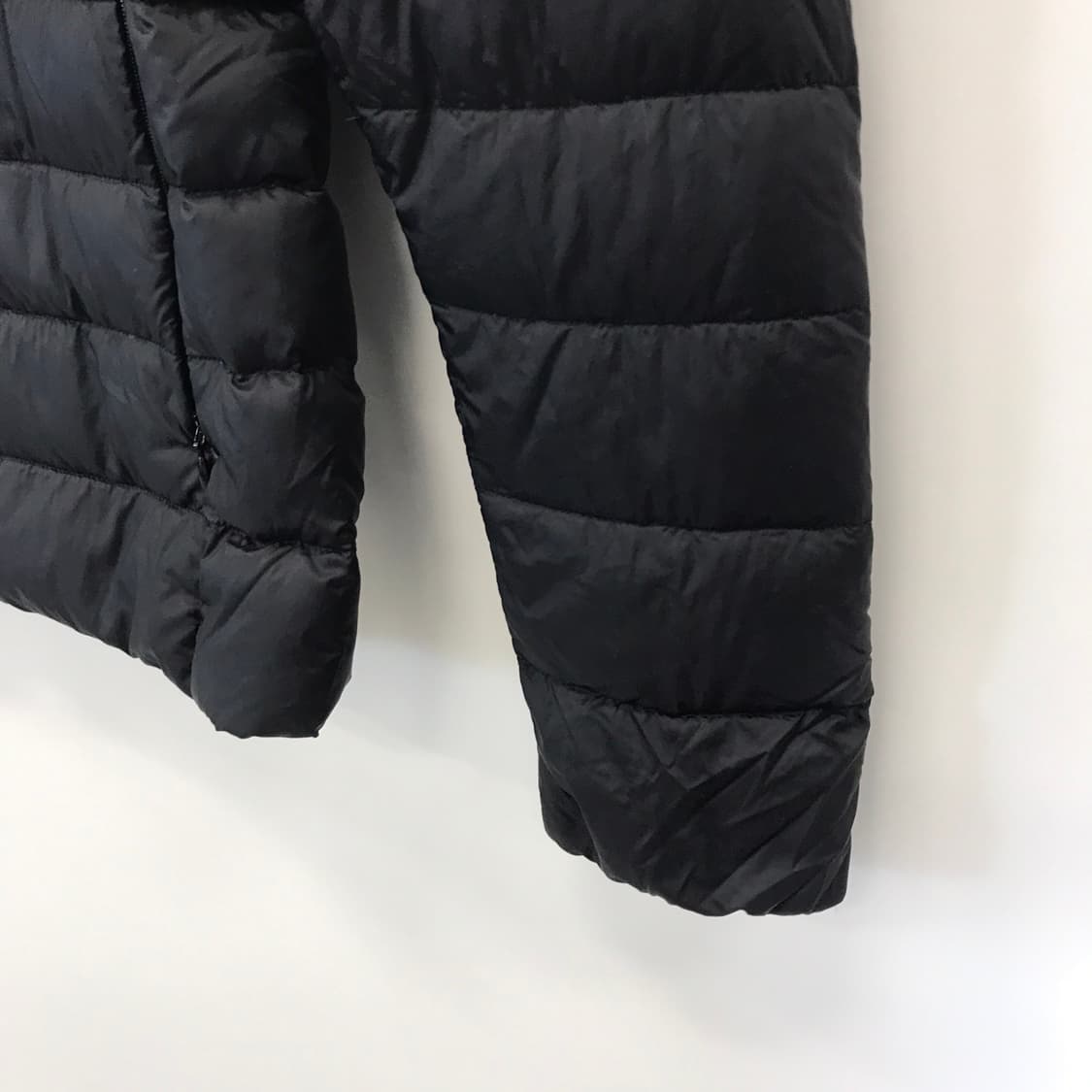 유니클로 울트라라이트다운 패딩점퍼 [여성M] 상품이미지3