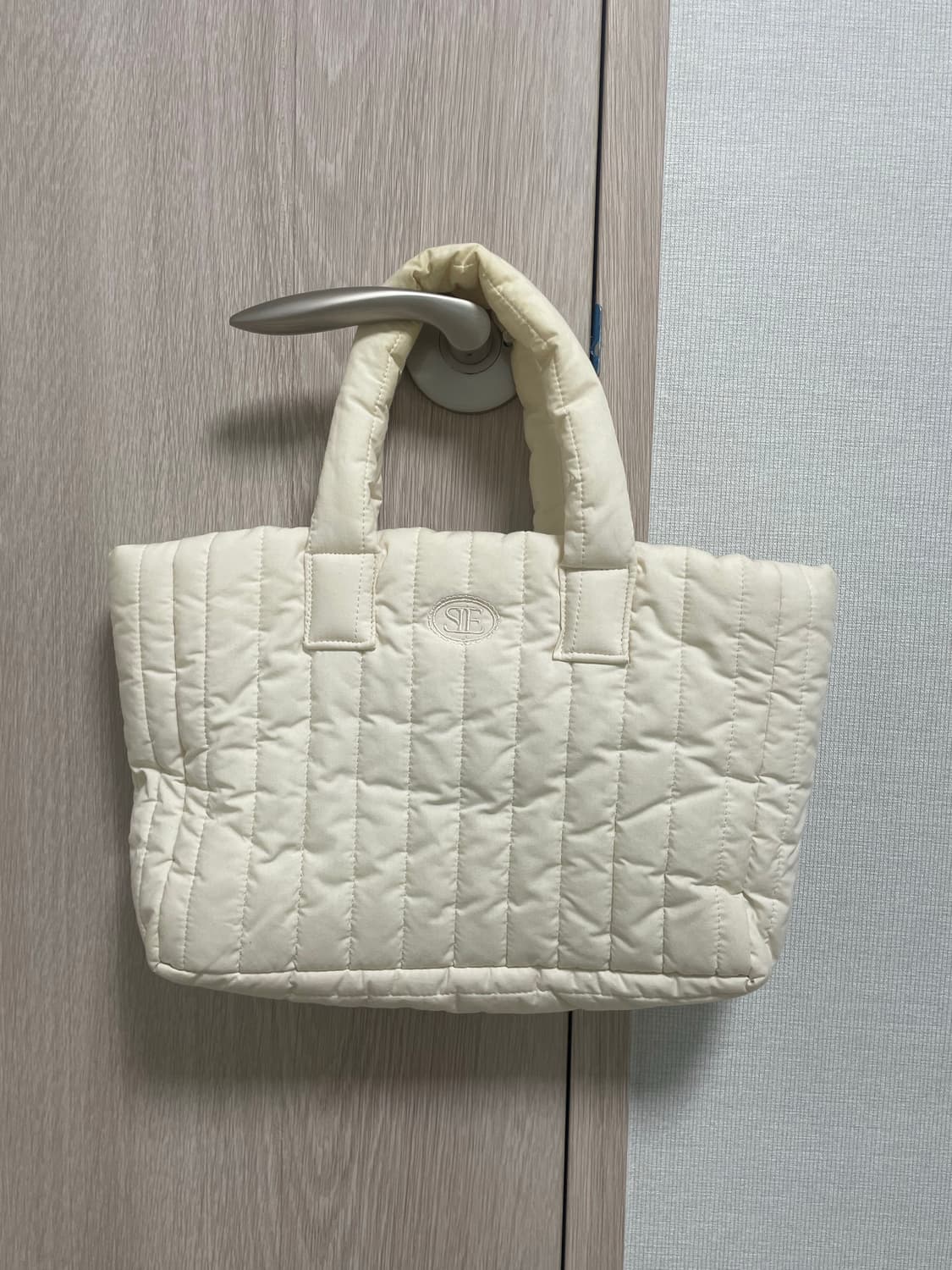 시엔느 패딩백 - 크림 상품이미지2