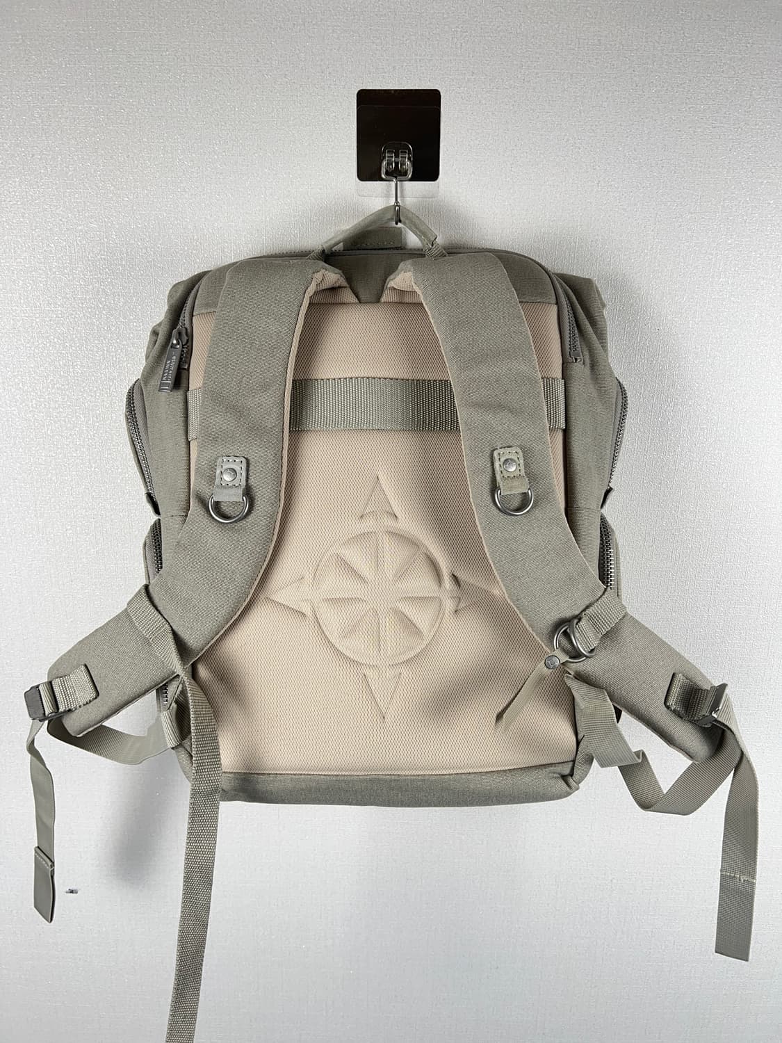 [택포] 내셔널지오그래픽 프라이빗컬렉션 미디엄 백팩 (NG P5090) 상품이미지4