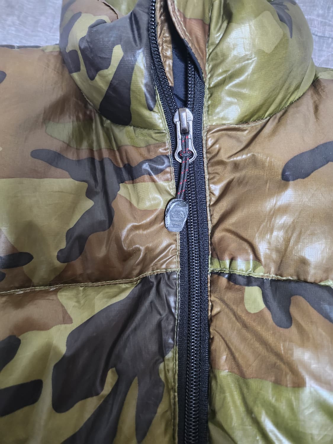 노스페이스 패딩 조끼 카모 상품이미지4