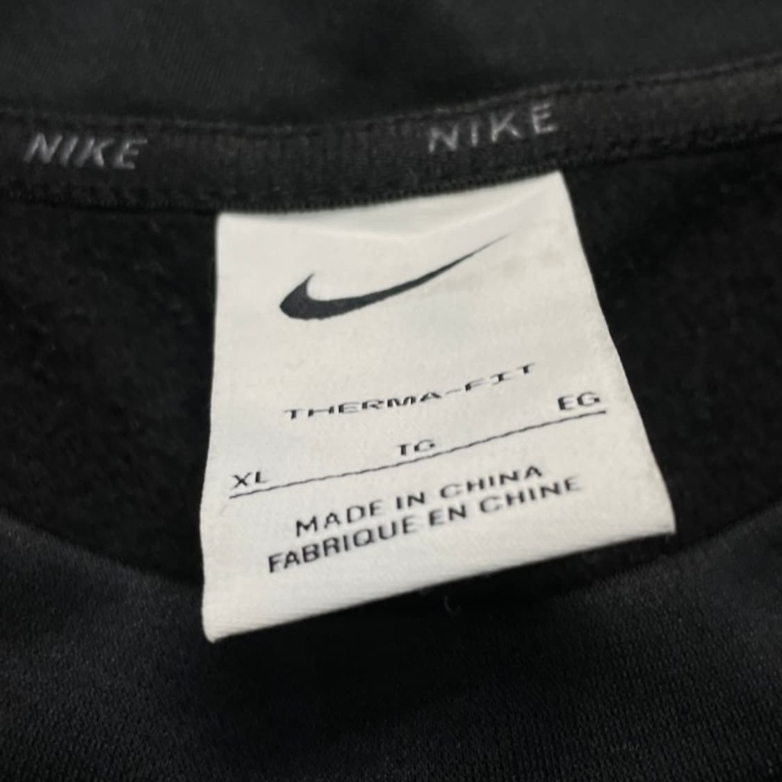 105 나이키 써마핏 요가 맨투맨 상품이미지3