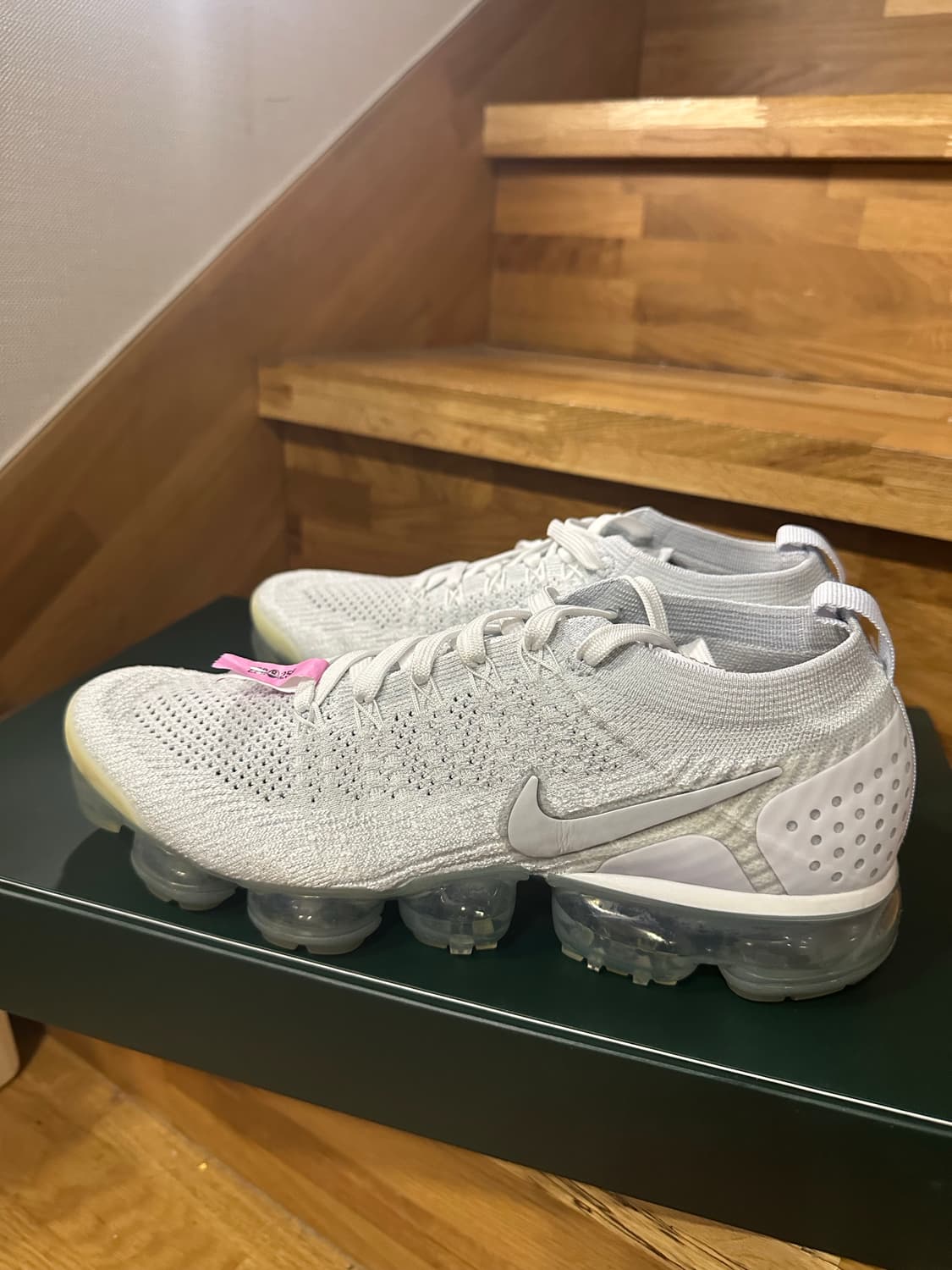 베이퍼맥스 2.0 화이트 270 상품이미지1