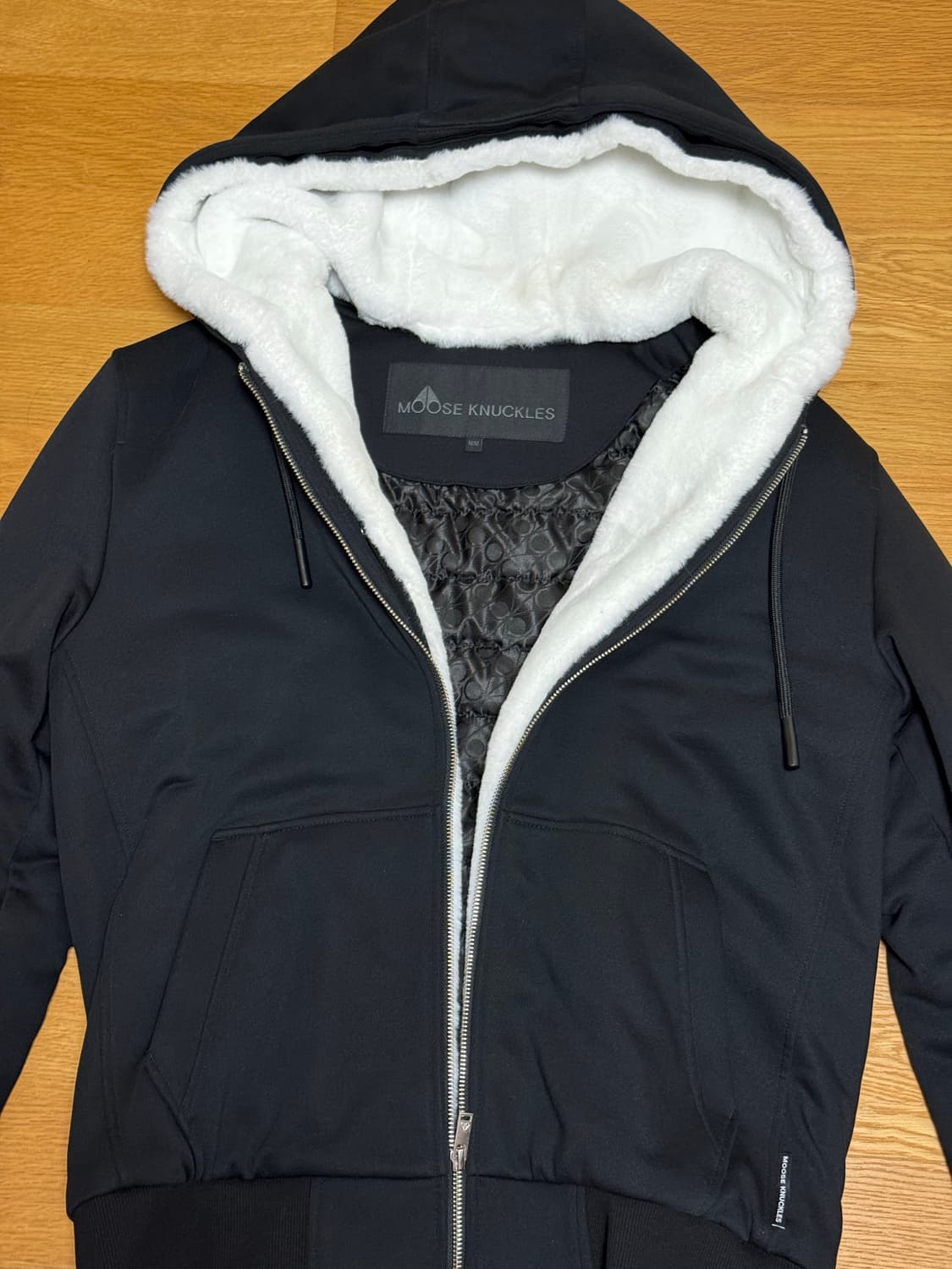 무스너클 버니스웨터 M 상품이미지1