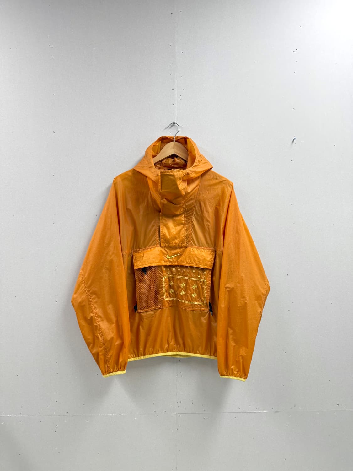 남성 105-110 / 나이키 오렌지 경량 아노락 바람막이  상품이미지1