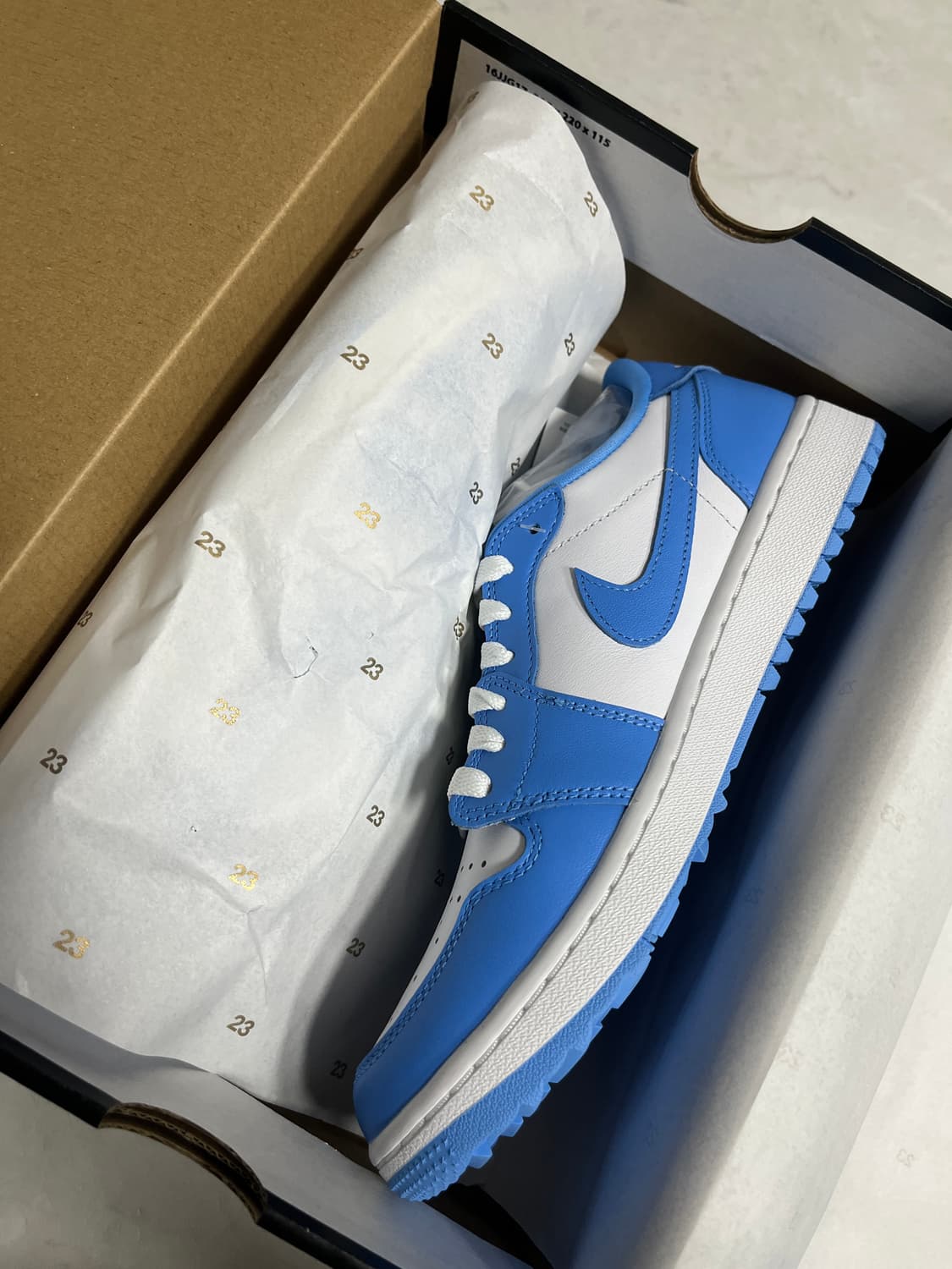 나이키 조던 1 로우 골프 화이트 앤 유니버시티 블루 상품이미지3