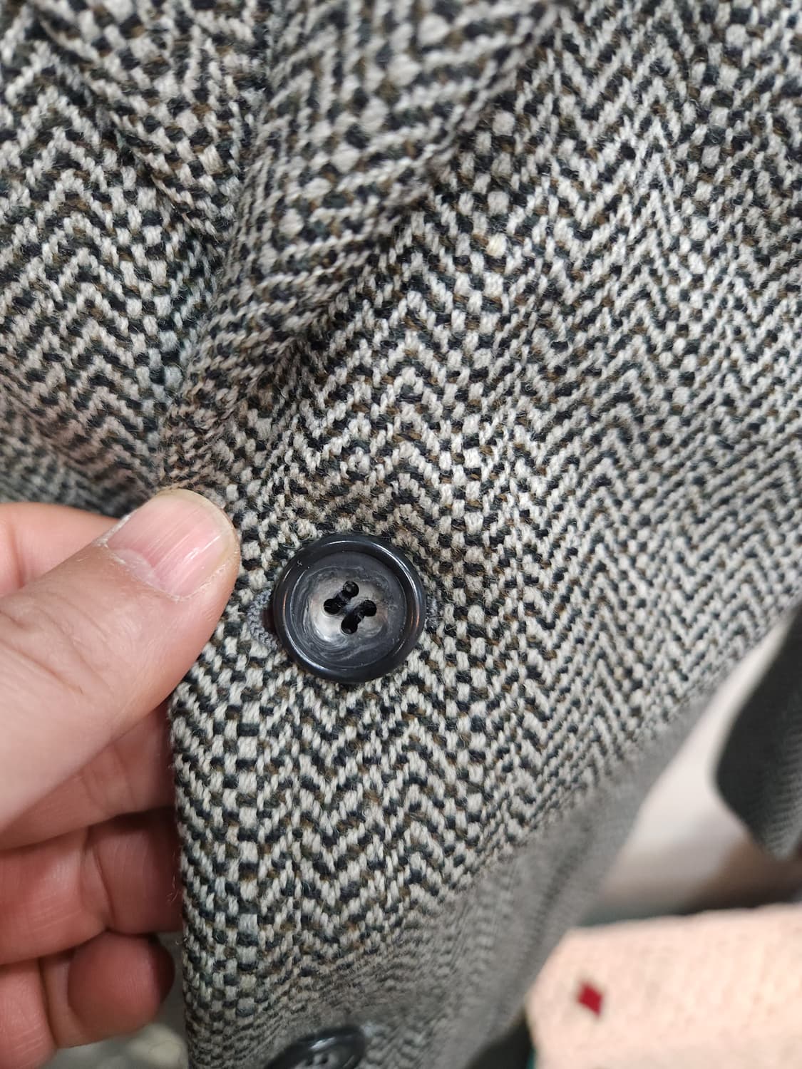 크리스찬디올 몬슈어 울 헤링본 블레이저 일본판

 상품이미지5