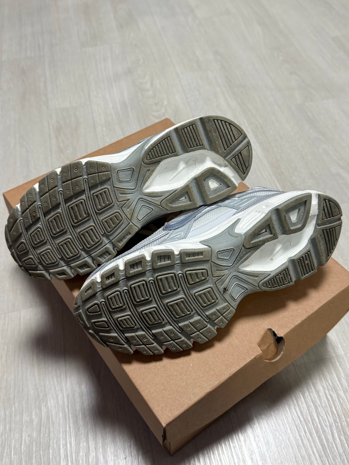 나이키 이니시에터 상품이미지4