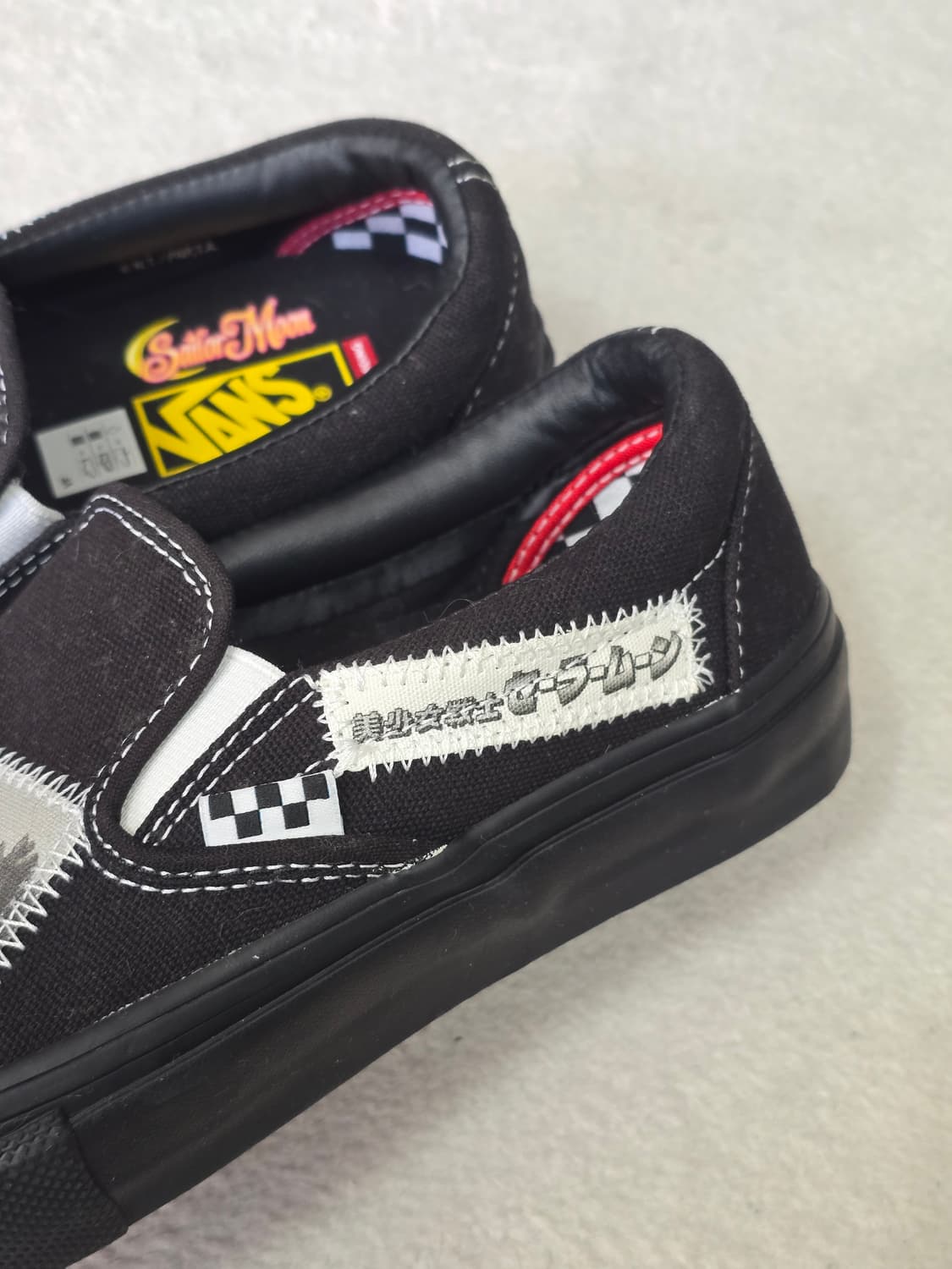 반스 x 리지 x 세일러문 슬립온 245 상품이미지3