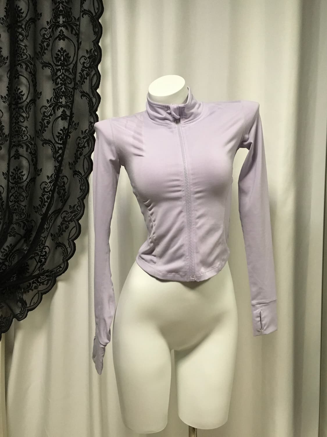 런블랙 심플 베리 반하이 크롭 집업 파스텔 퍼플 S 상품이미지7