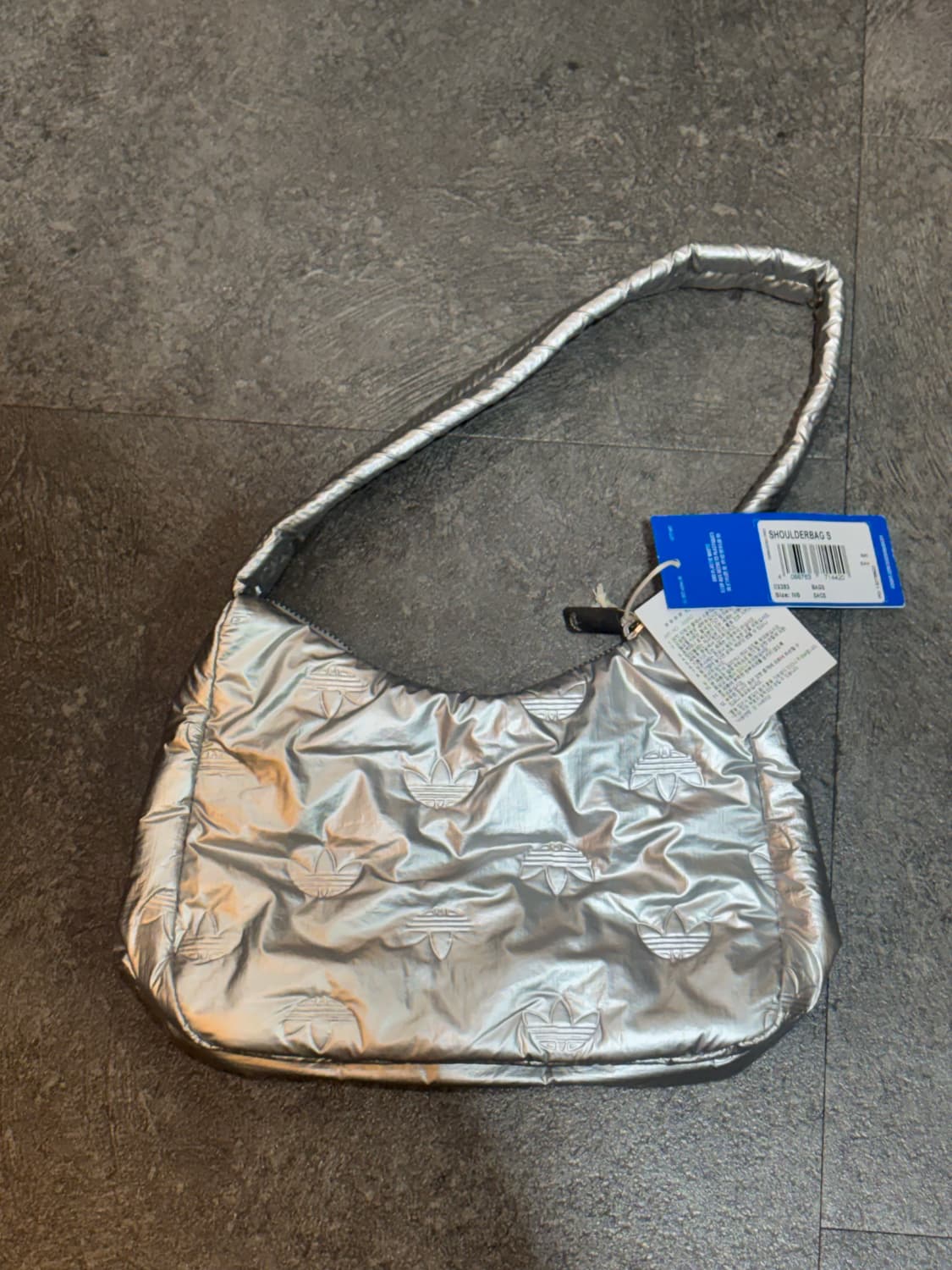 아디다스 퍼피 새틴 숄더백 가방 새상품 상품이미지3