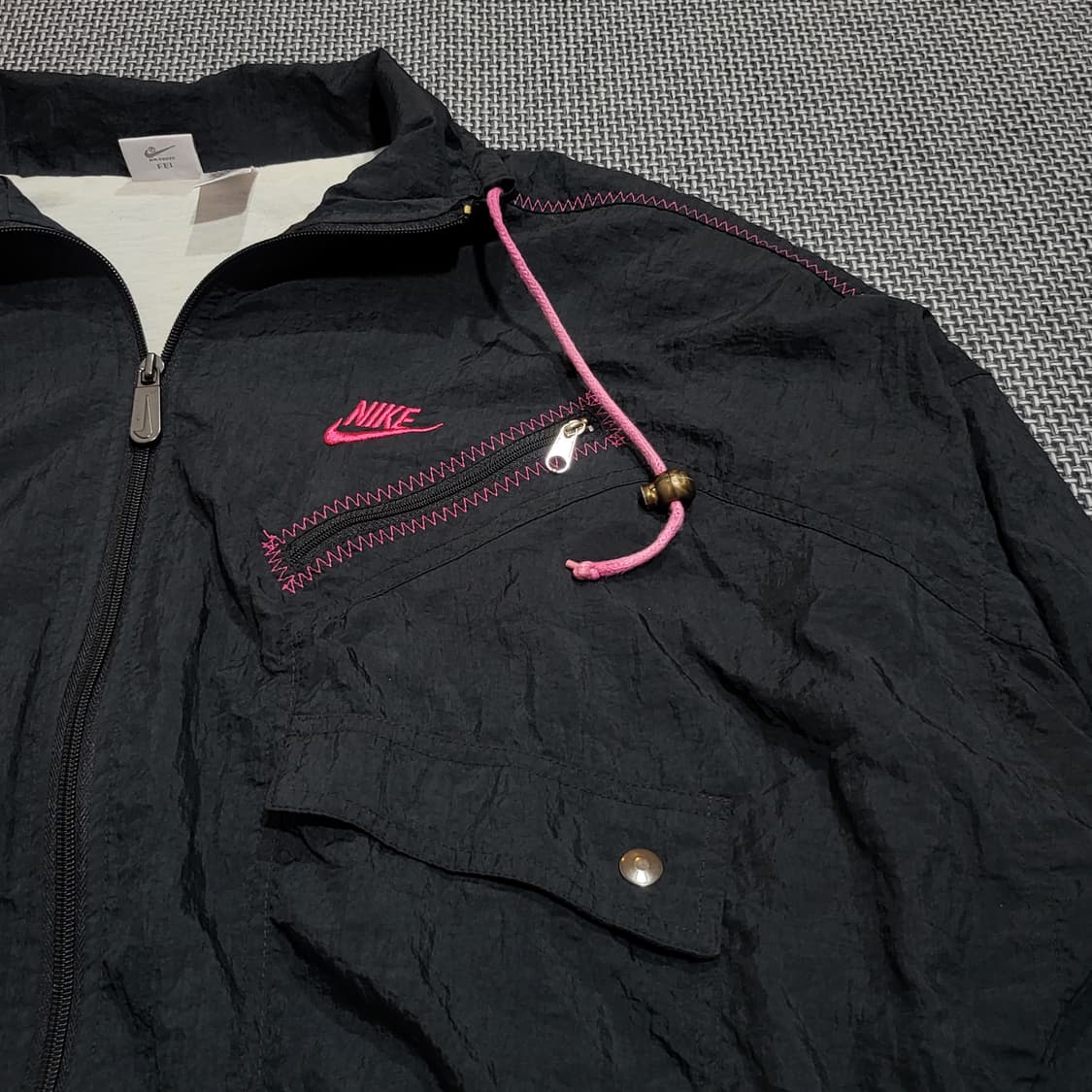 나이키 90s 올드스쿨 바람막이 자켓 블랙 (L) 상품이미지3