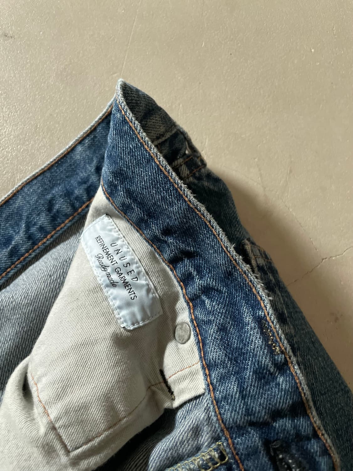 언유즈드  Distressed Denim Pants 상품이미지4