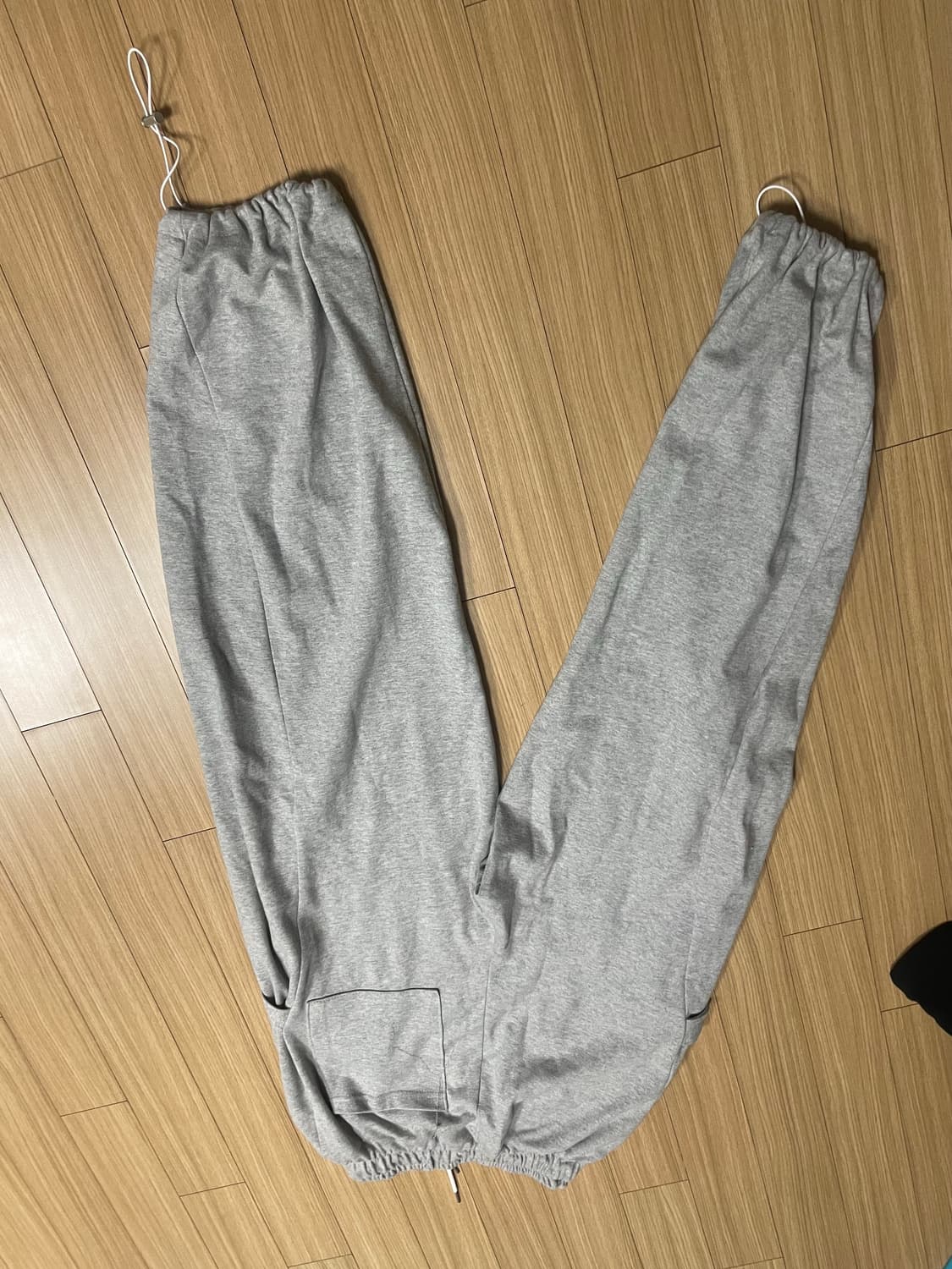 사이드핀턱트레이닝팬츠 상품이미지2