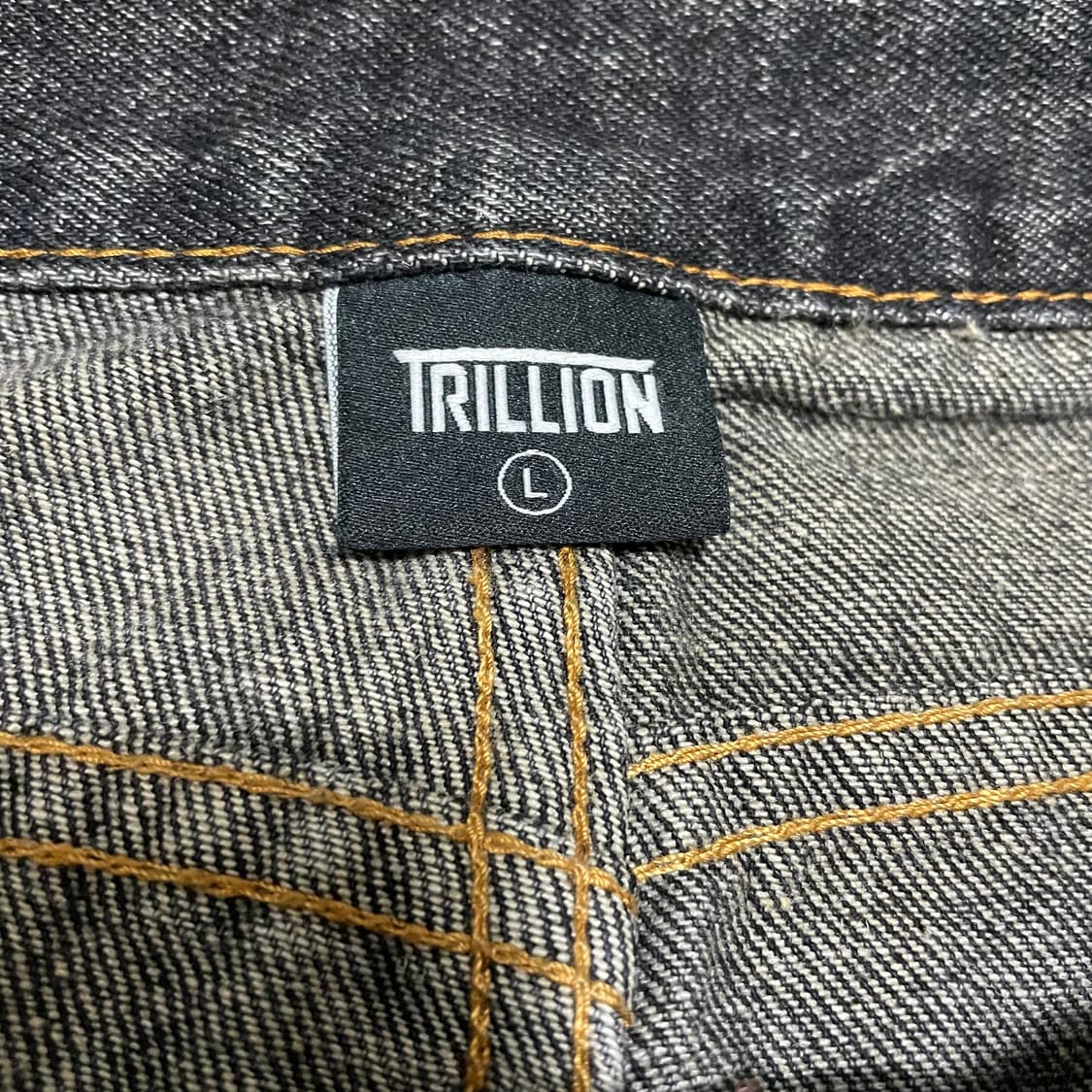 [32] 트릴리온 포켓 워싱 블랙 와이드 벌룬 데님 팬츠 상품이미지2