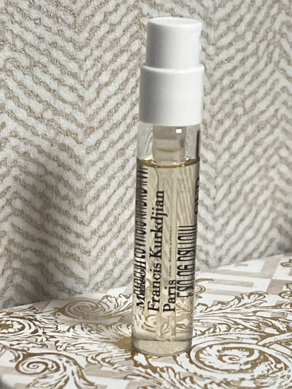 메종프란시스커정 오우드 oud 우드 2ml 상품이미지2
