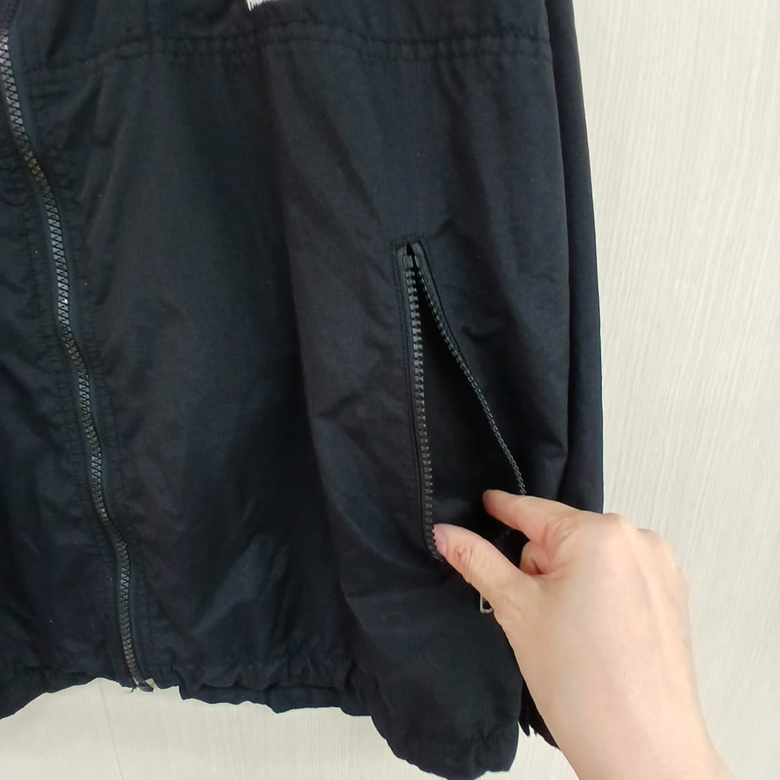 노스페이스 블랙 후드 바람막이 자켓 상품이미지4