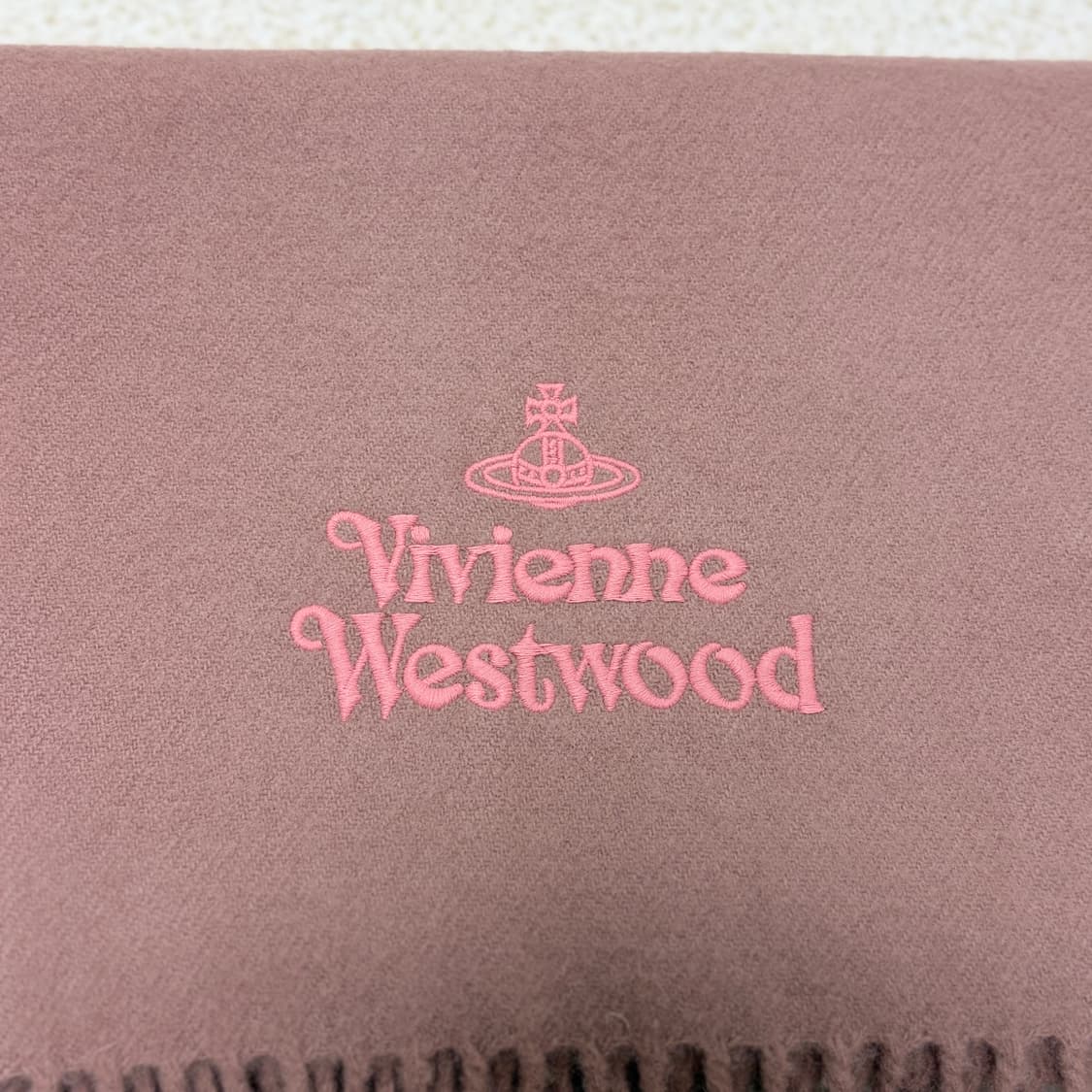 비비안웨스트우드 핑크 울 머플러 상품이미지4