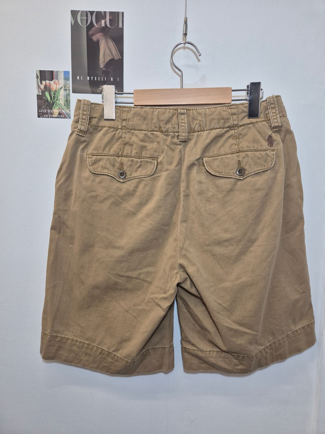 폴로 랄프로렌의 카키색 면 반바지
사이즈는 30 상품이미지2